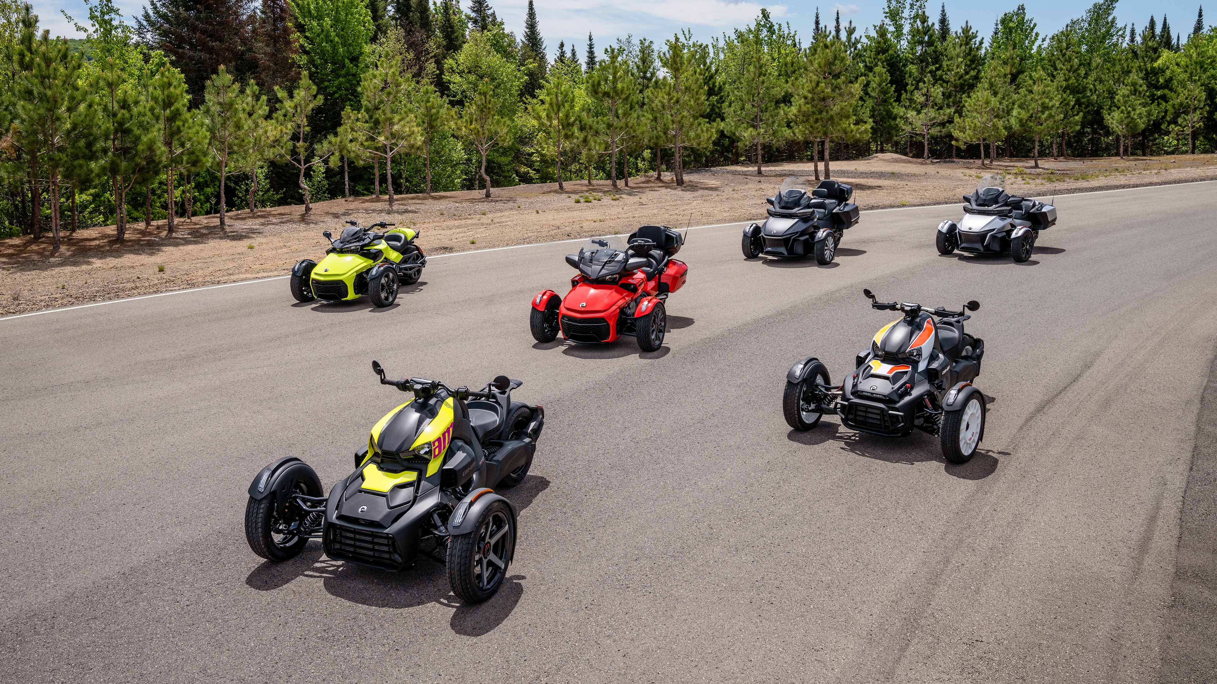 2022 Can-Am On-road lineup RT