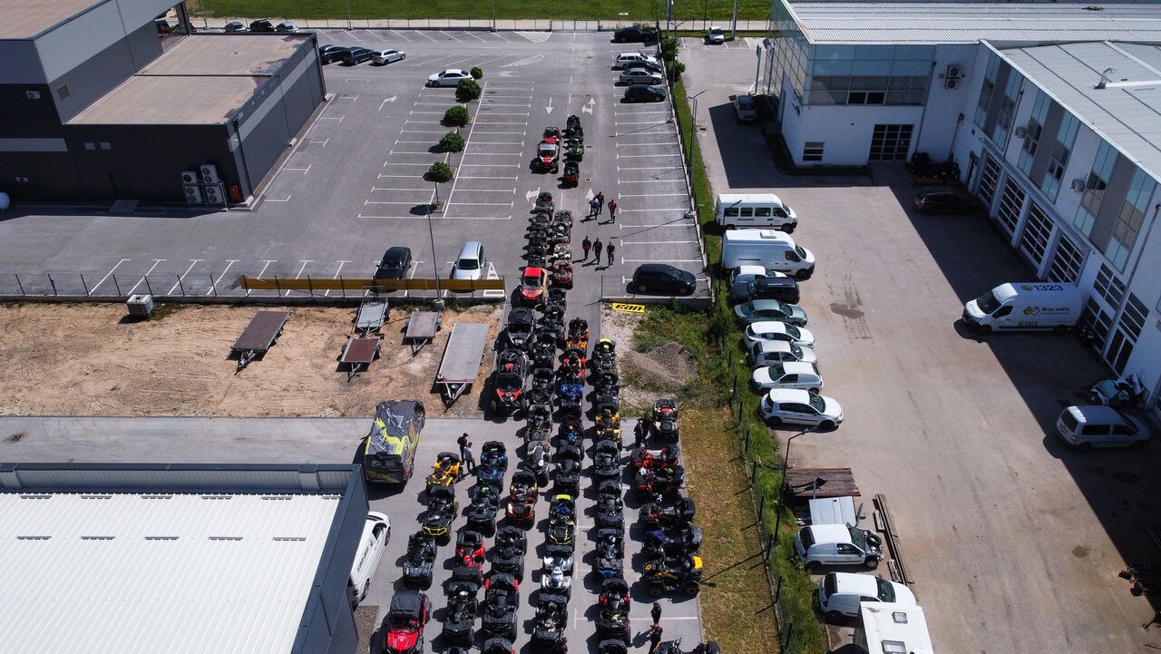 Can-Am Adventure Vitez 2023