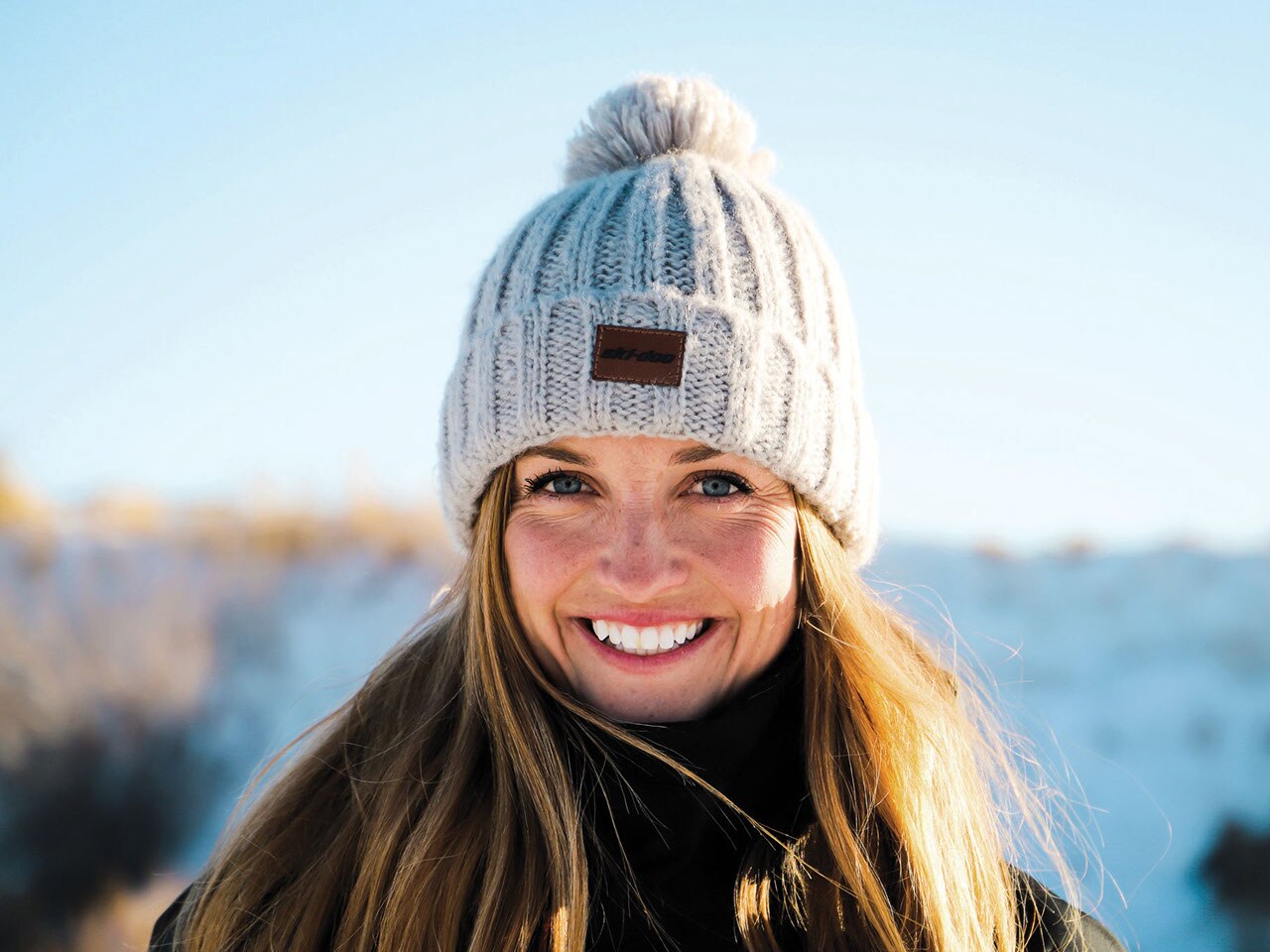 Ski-Doo Ambassador Stefanie Dean Snowmobile Motorne Sanjke Amabsador