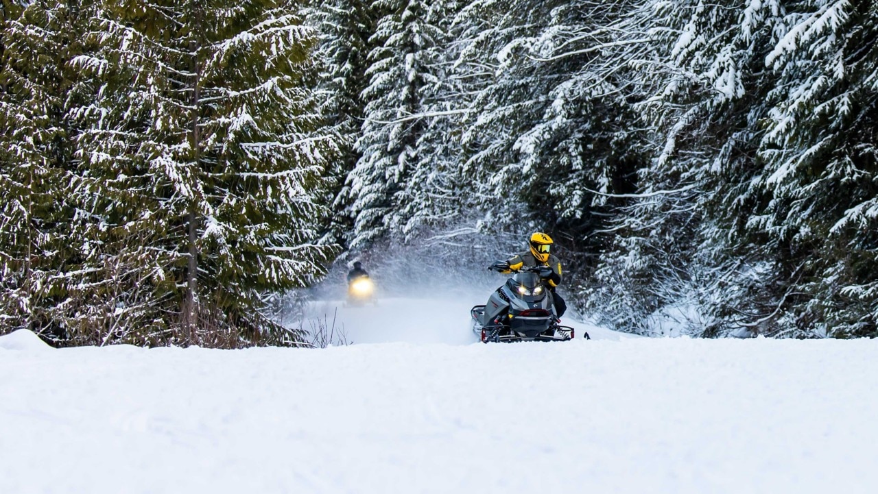 WHEN DO SNOWMOBILE TRAILS OPEN