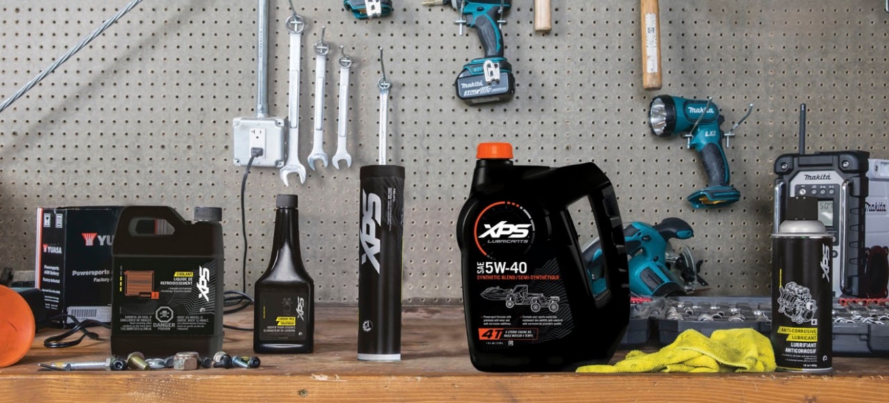 Produits pétroliers XPS sur une étagère