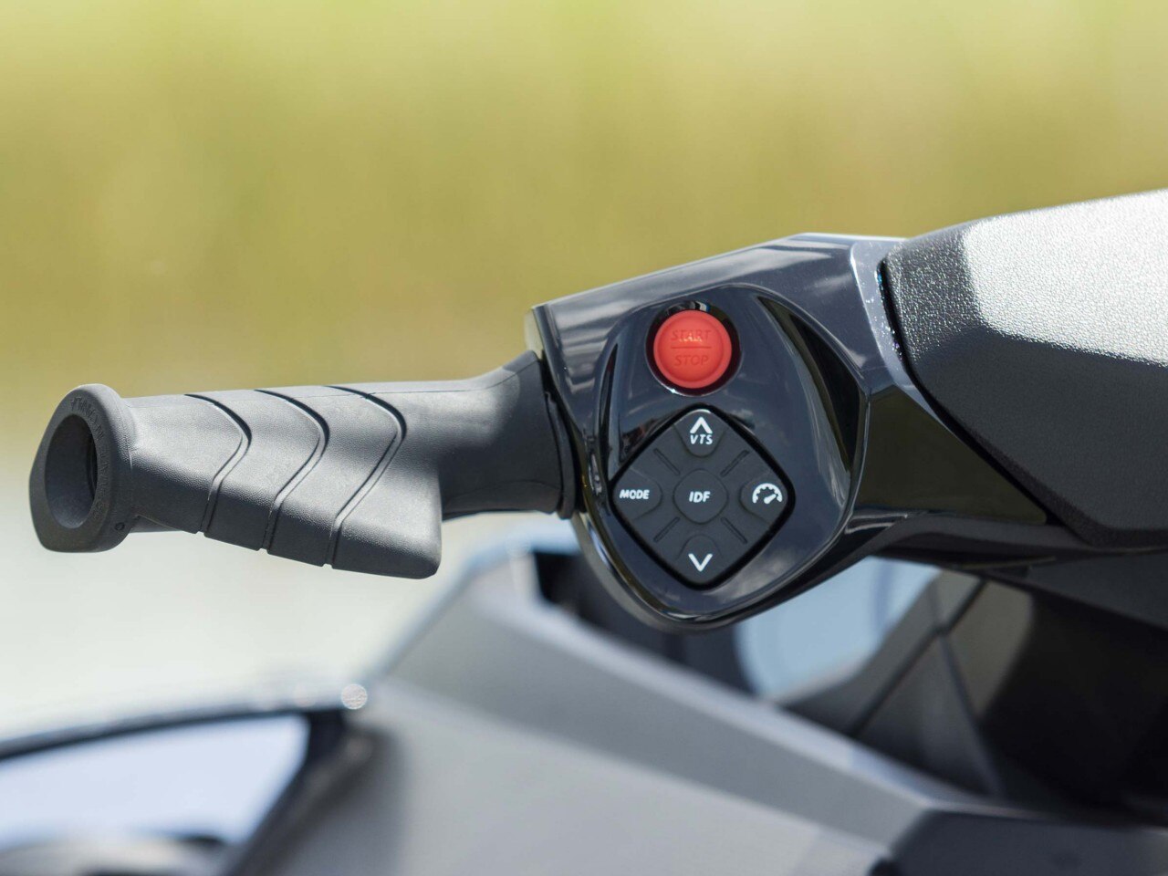 Sea-Doo with Intelligent Debris Free (iDF) button