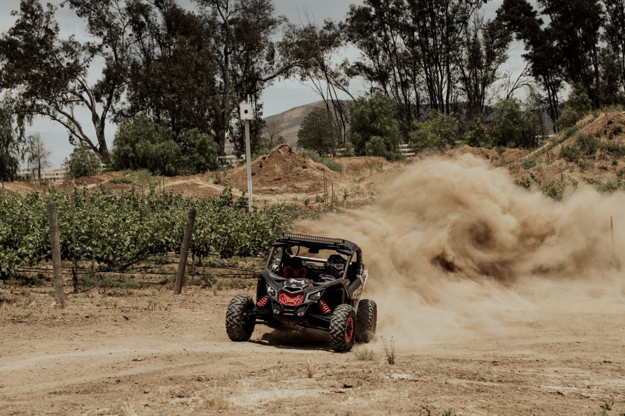 Can-Am Maverick X rs Turbo RR handling