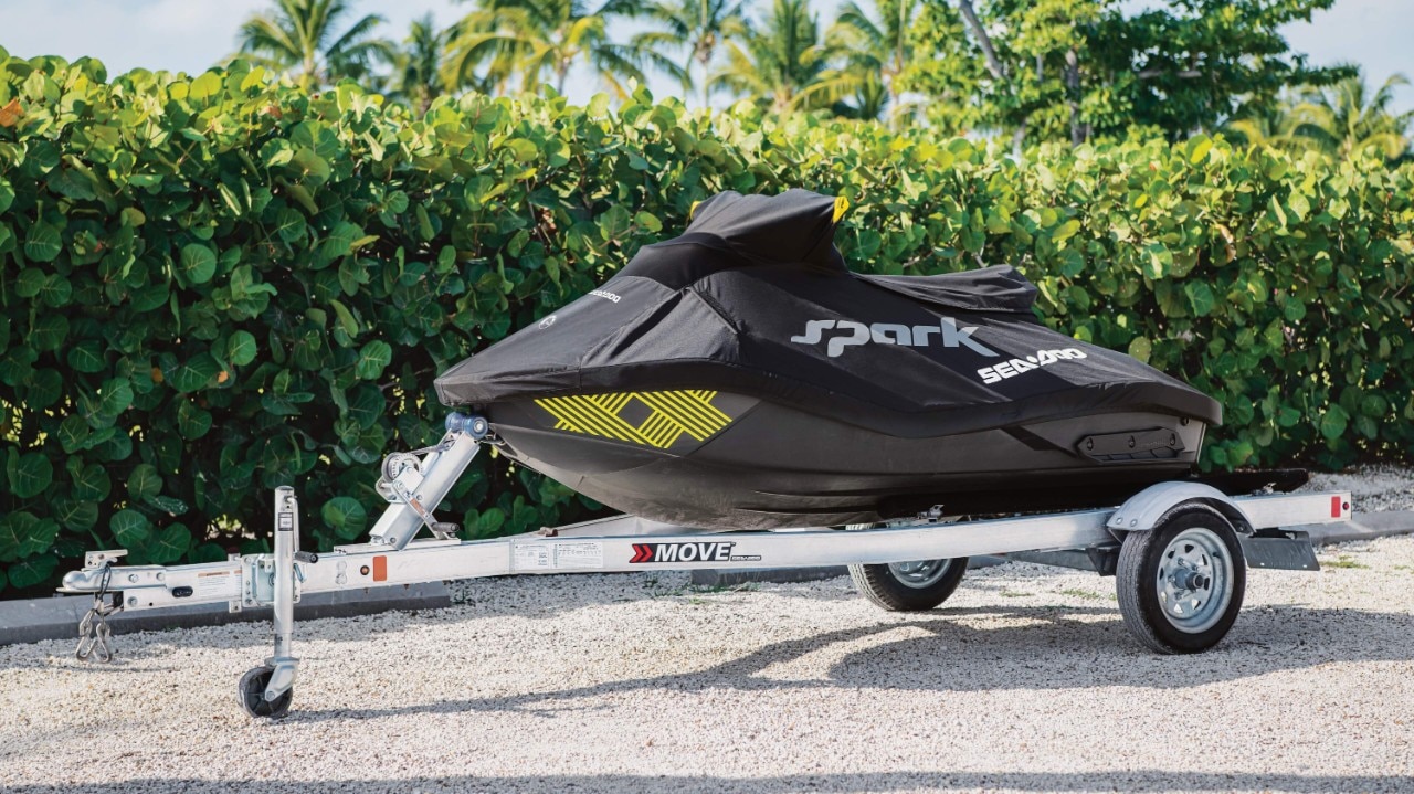 Sea-Doo Пловило спремно за транспорт - со Sea-Doo додаток - прекривка