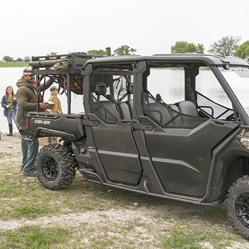 Can-Am Traxter со додатоци