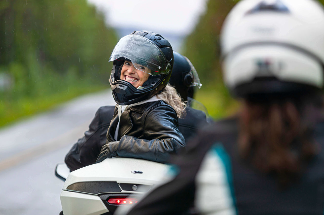 jak hamować motocyklem
