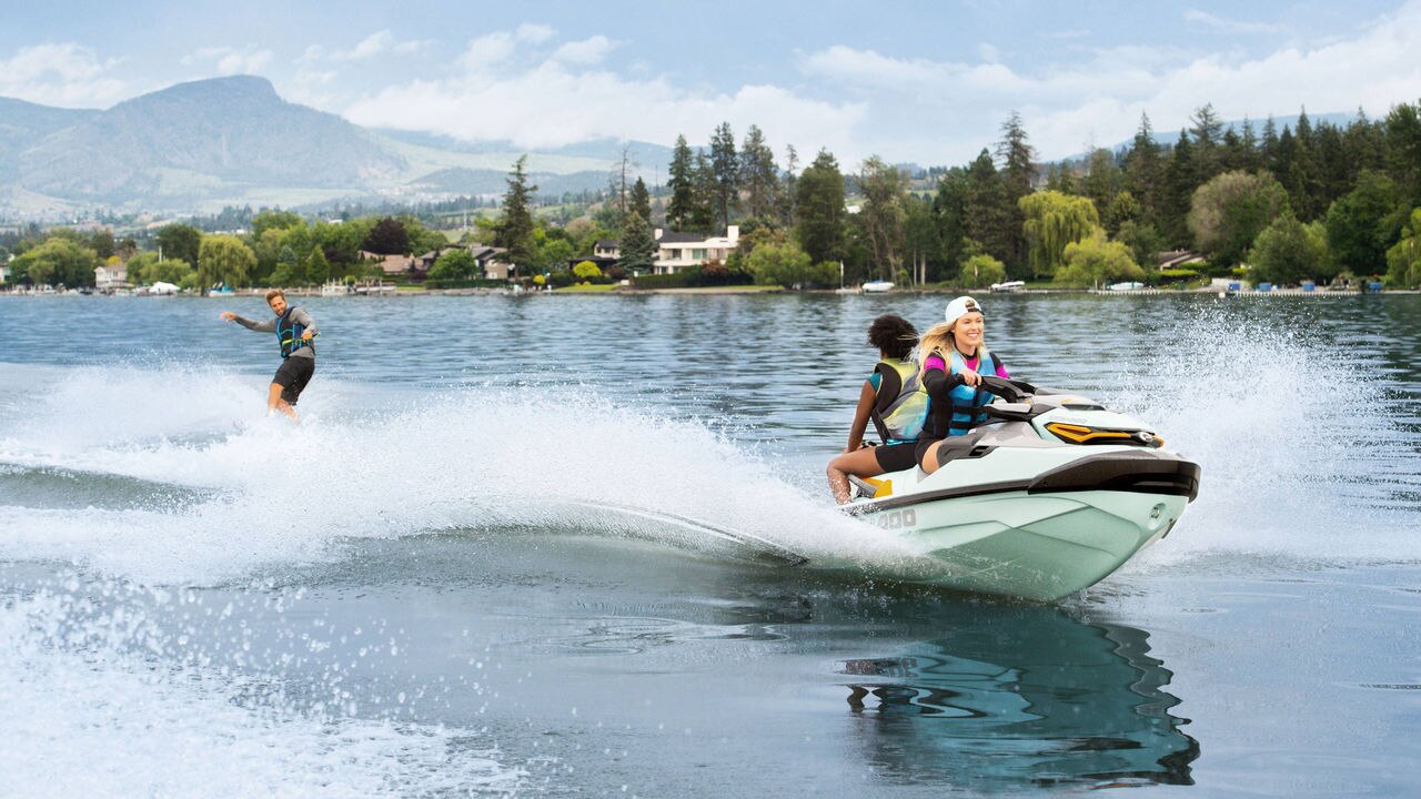 model Sea-Doo Wake Pro 2025