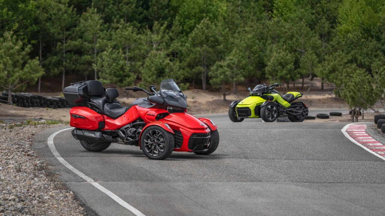 Мотоцикл BRP Can-am Spyder F3 Limited 2016