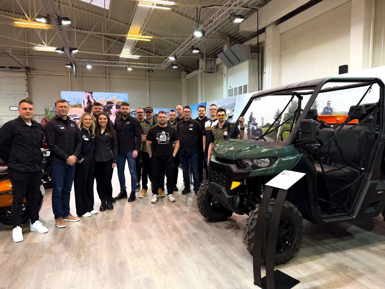 Tím foto Motocykel 2025