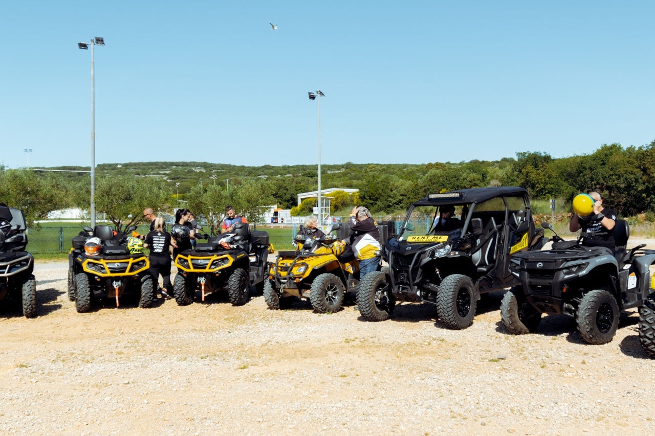 CAN AM OFF ROAD ADVENTURE DAN LUXURY MARINE