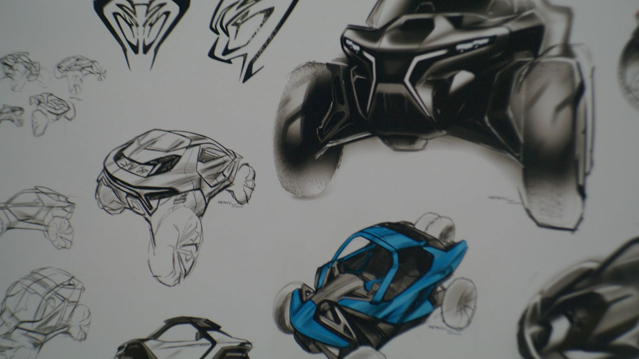 Skica bočnega vozila Can-Am Maverick R 2024