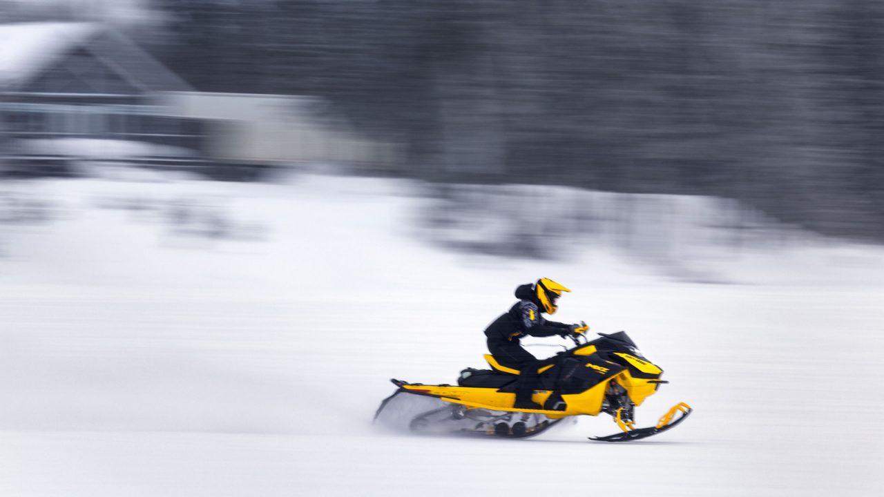 Ski-Doo motorne sani