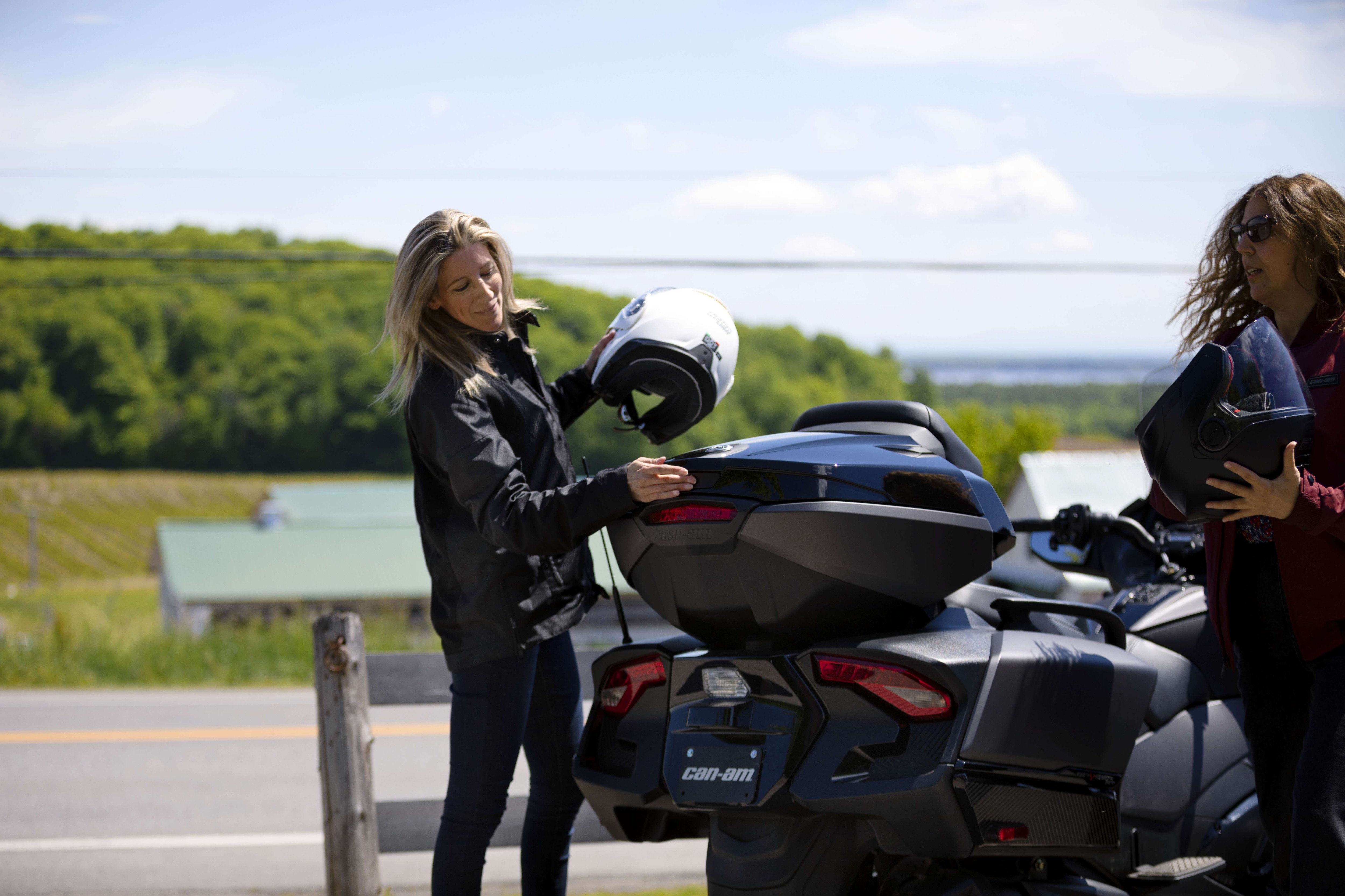 Motocykl dla kobiety – jaki wybrać na początek?