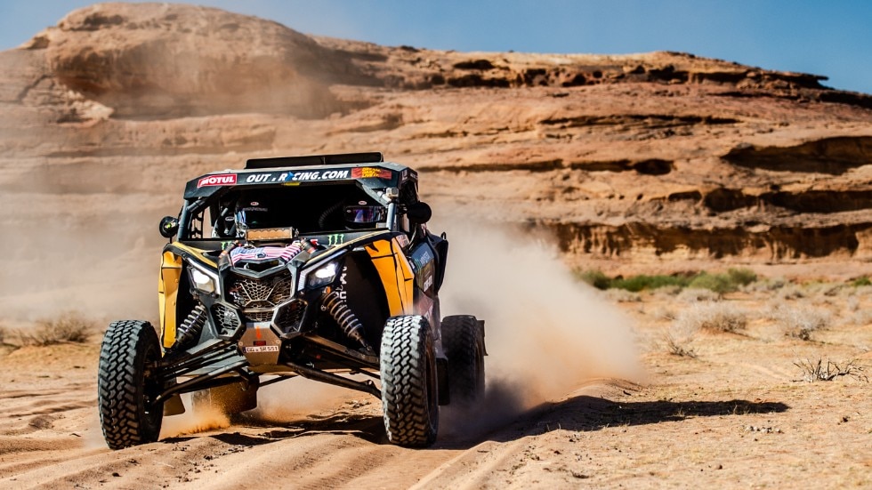 CASEY CURRIE З КОМАНДИ MONSTER ENERGY CAN-AM ПЕРЕМАГАЄ НА РАЛІ DAKAR 2020 В КАТЕГОРІЇ SSV НА СВОЄМУ MAVERICK X3!