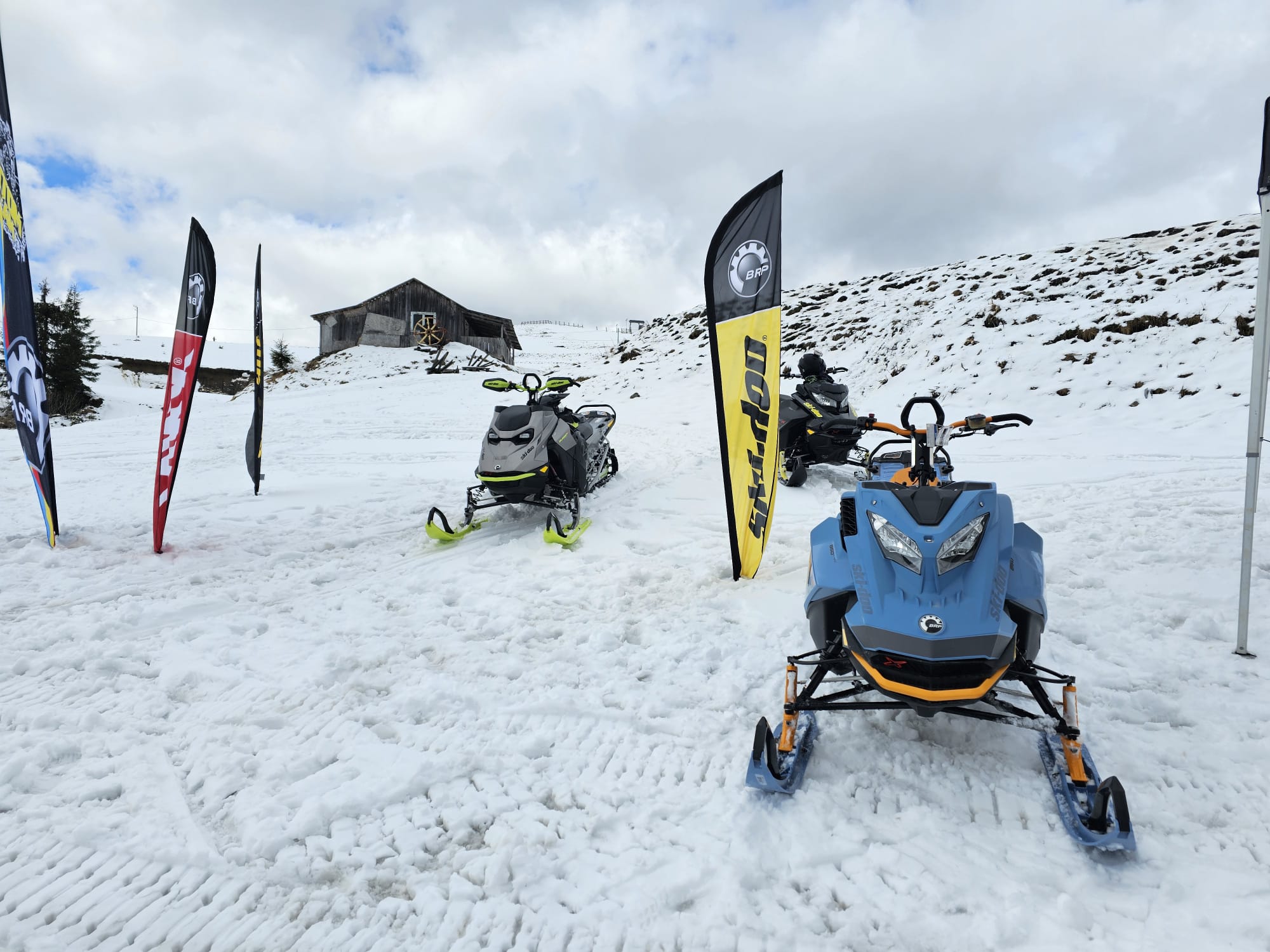 modele skidoo in zapada