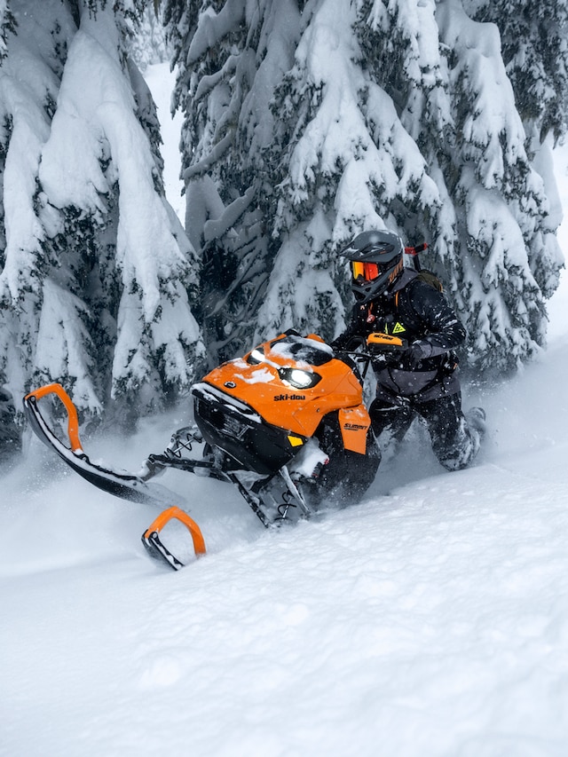 SKI-DOO 2027