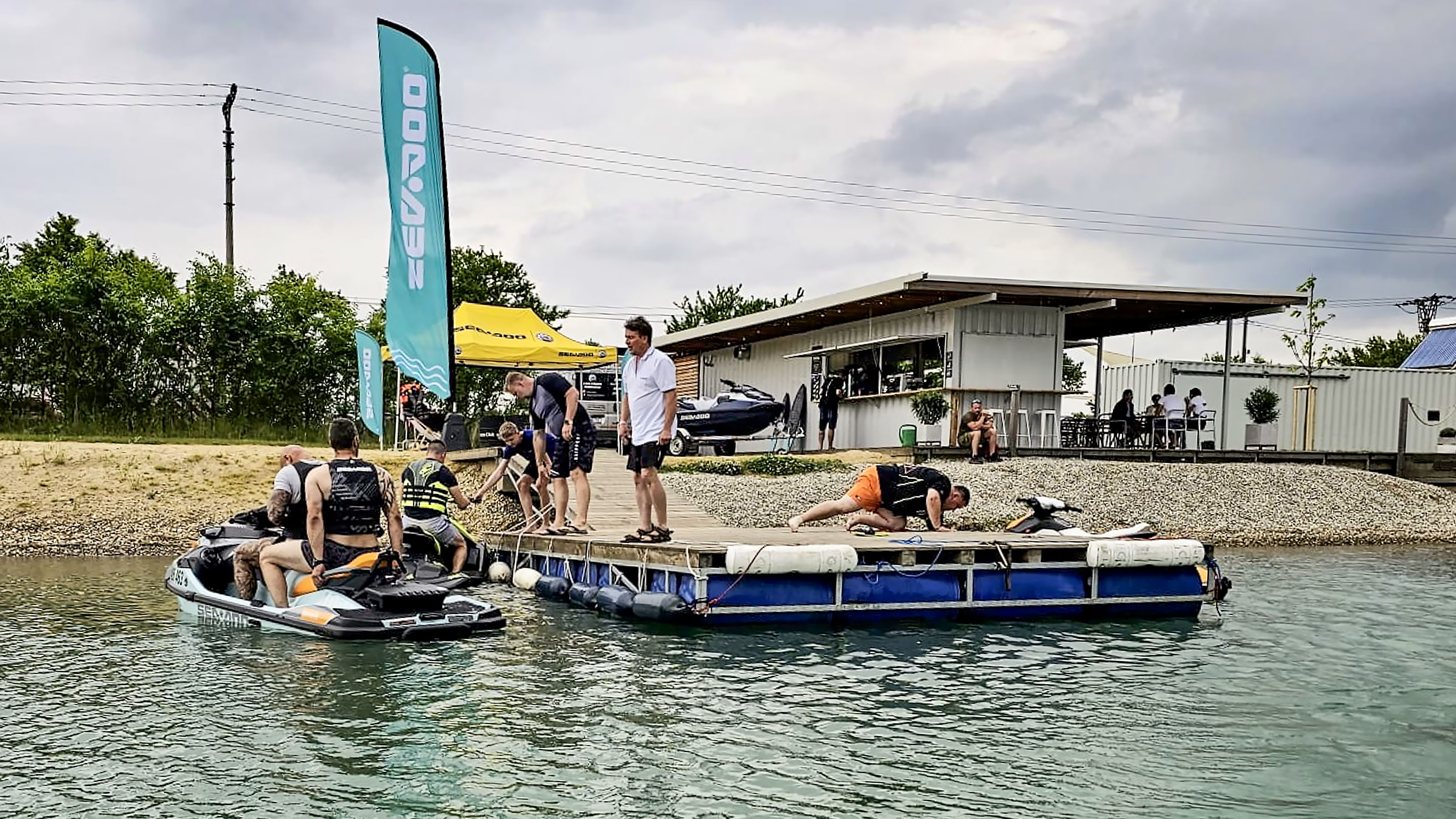 Wake Surf Náklo