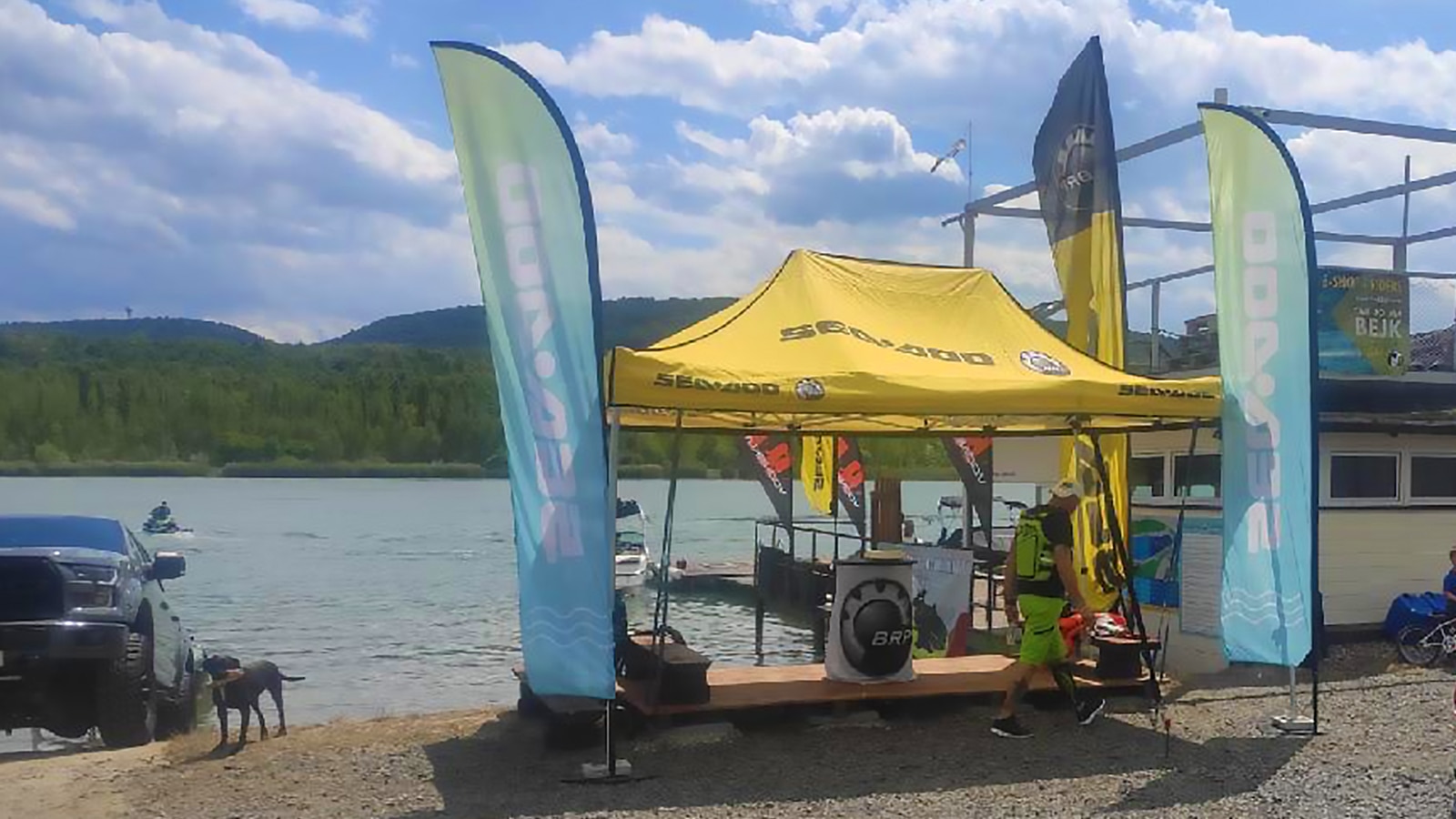 Stánek Sea-Doo na předváděcí akci na Matyldě.