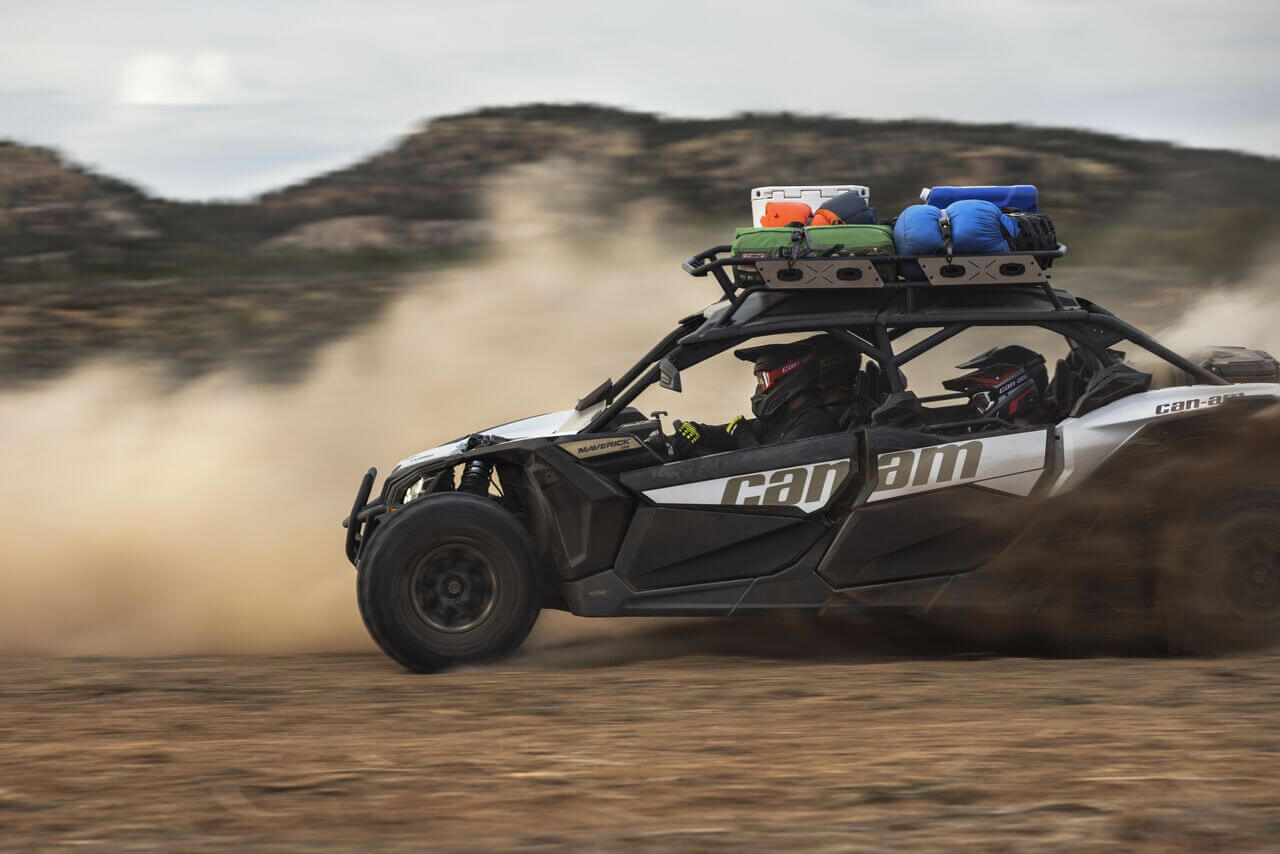 canam-maverick-sand