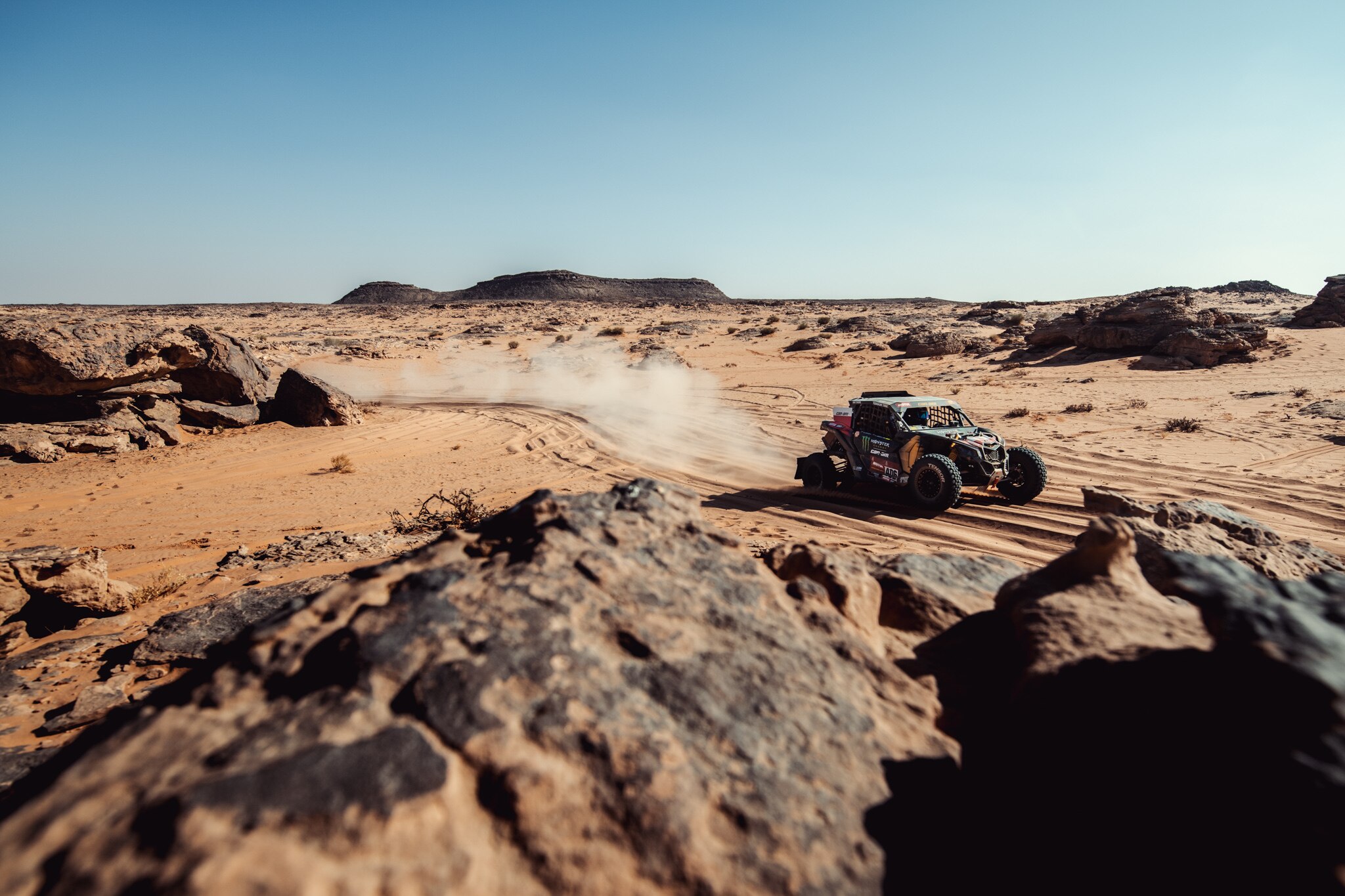 monster energy can-am team dakar 2021