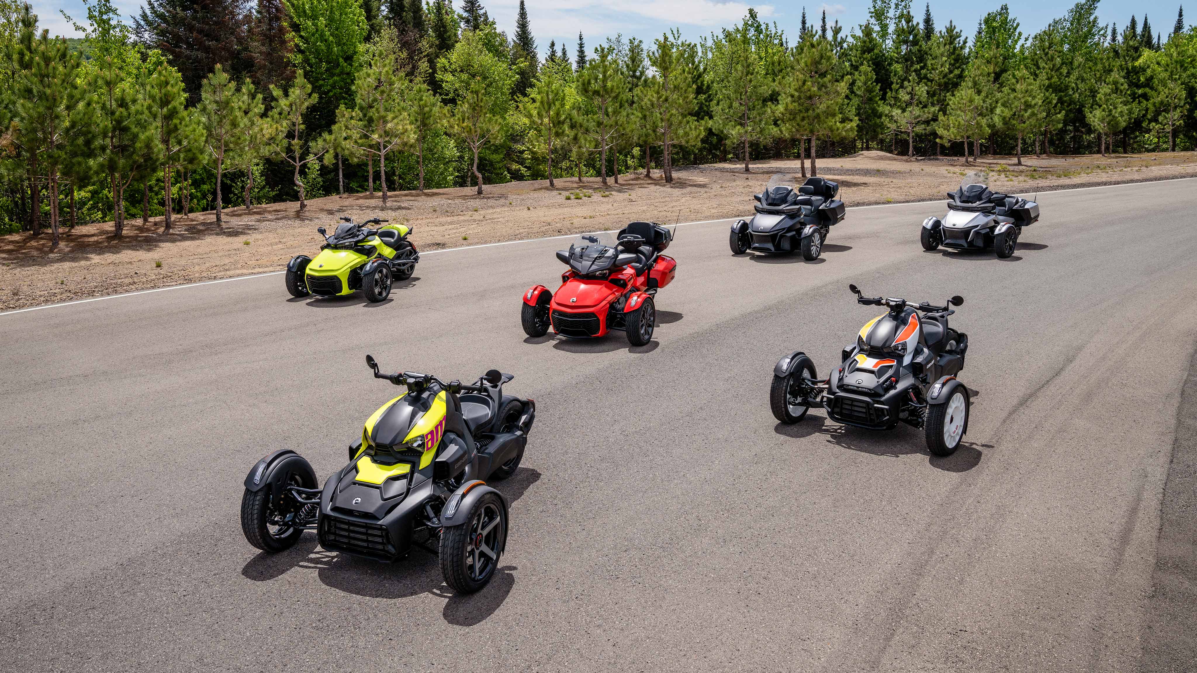 Направете сопствено возило Can-Am On-road