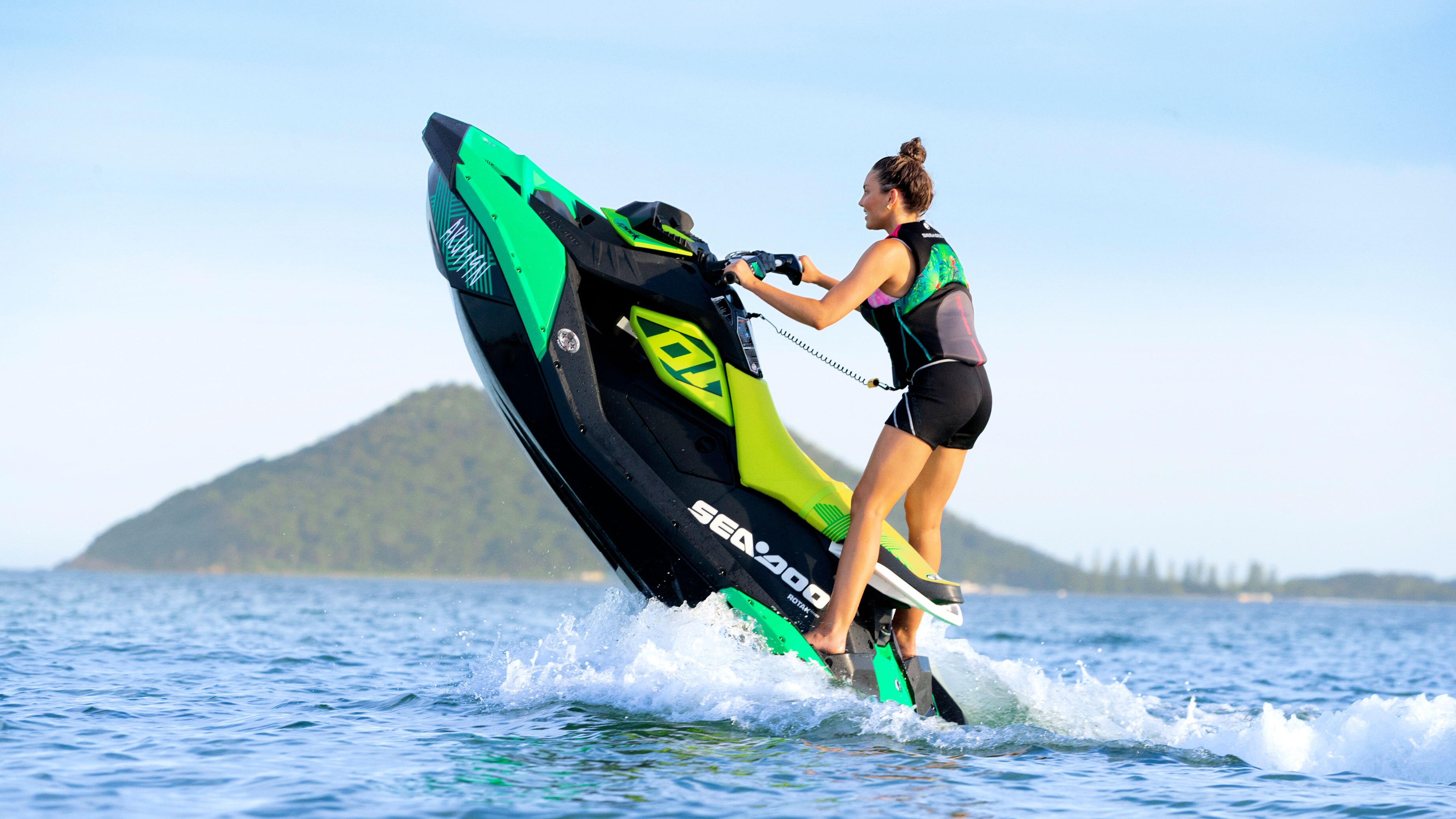 Women making a candle with her Sea-Doo SPARK TRIXX