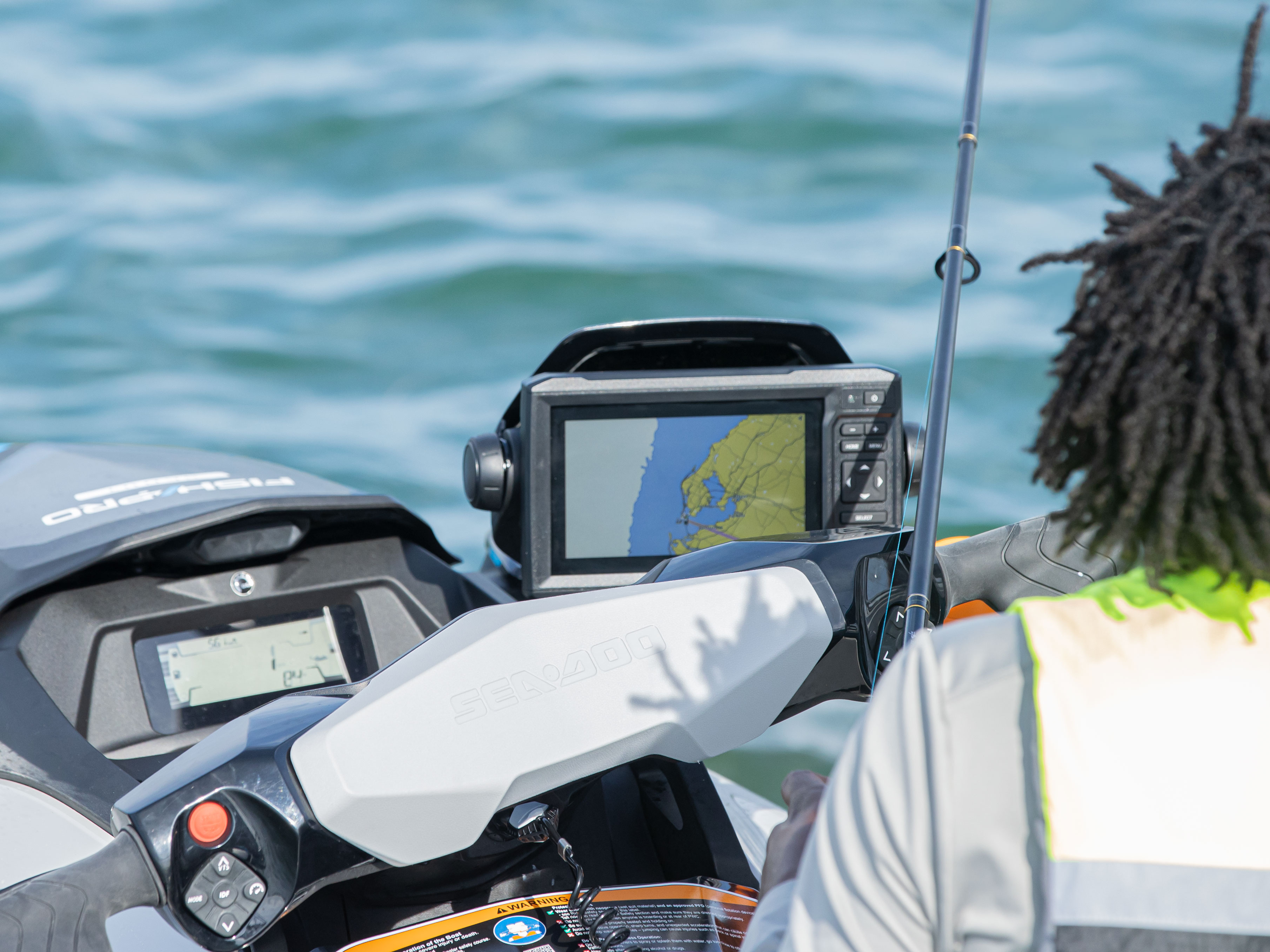 Garmin navigasyon ve balık bulucu