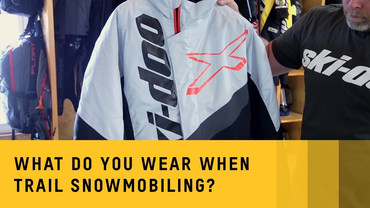 Čo si obliecť pre jazdu na trailoch so snežným skútrom?
