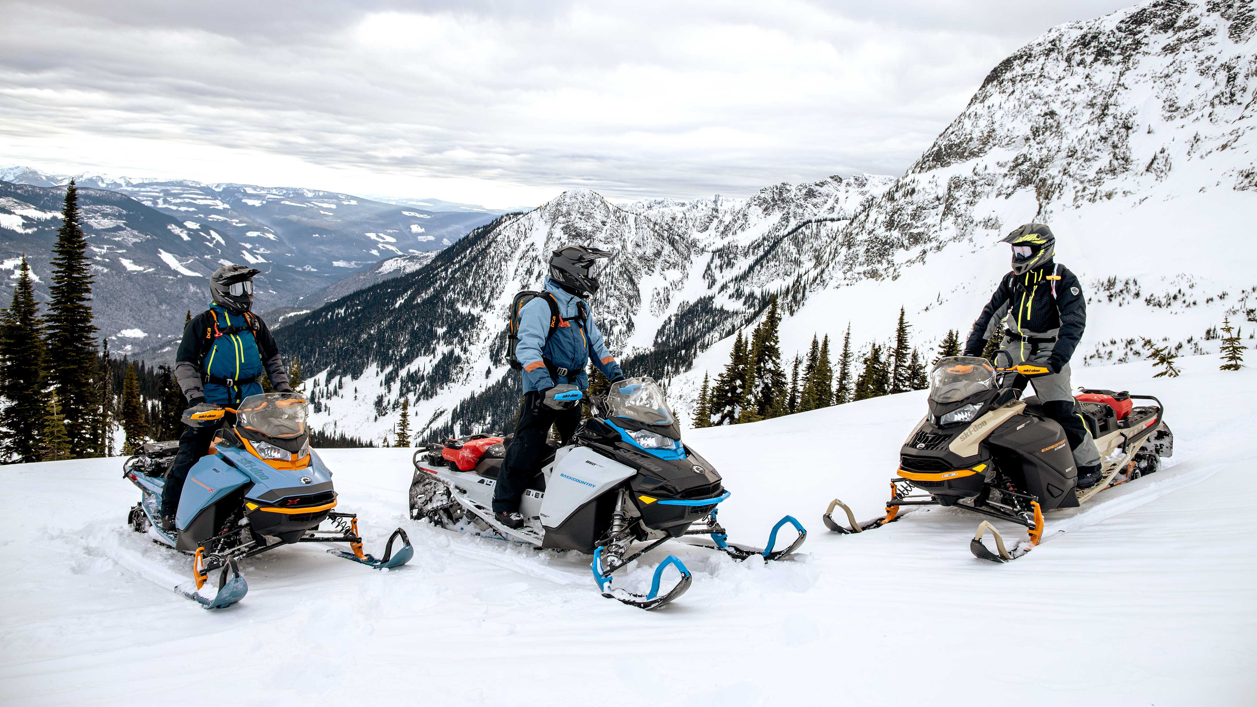 3 riders enjoying their 2022 Ski-Doo Backcountry