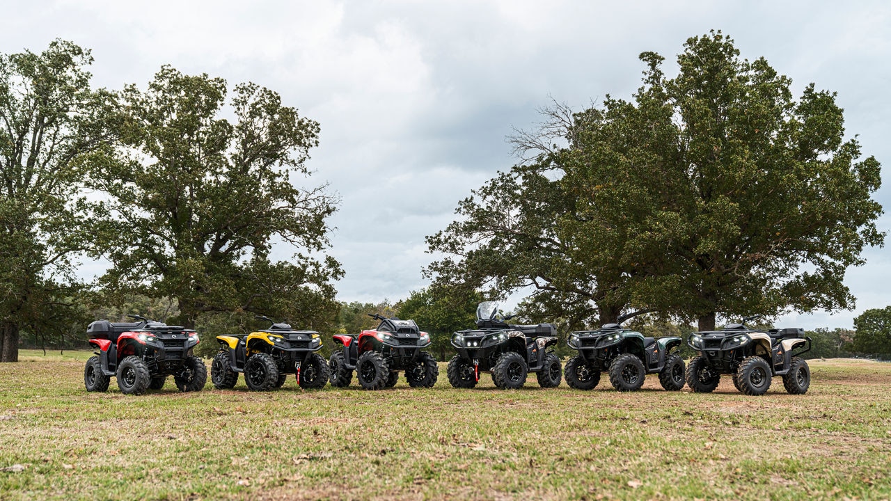 Wszystkie quady ATV Can-Am Offroad w terenie