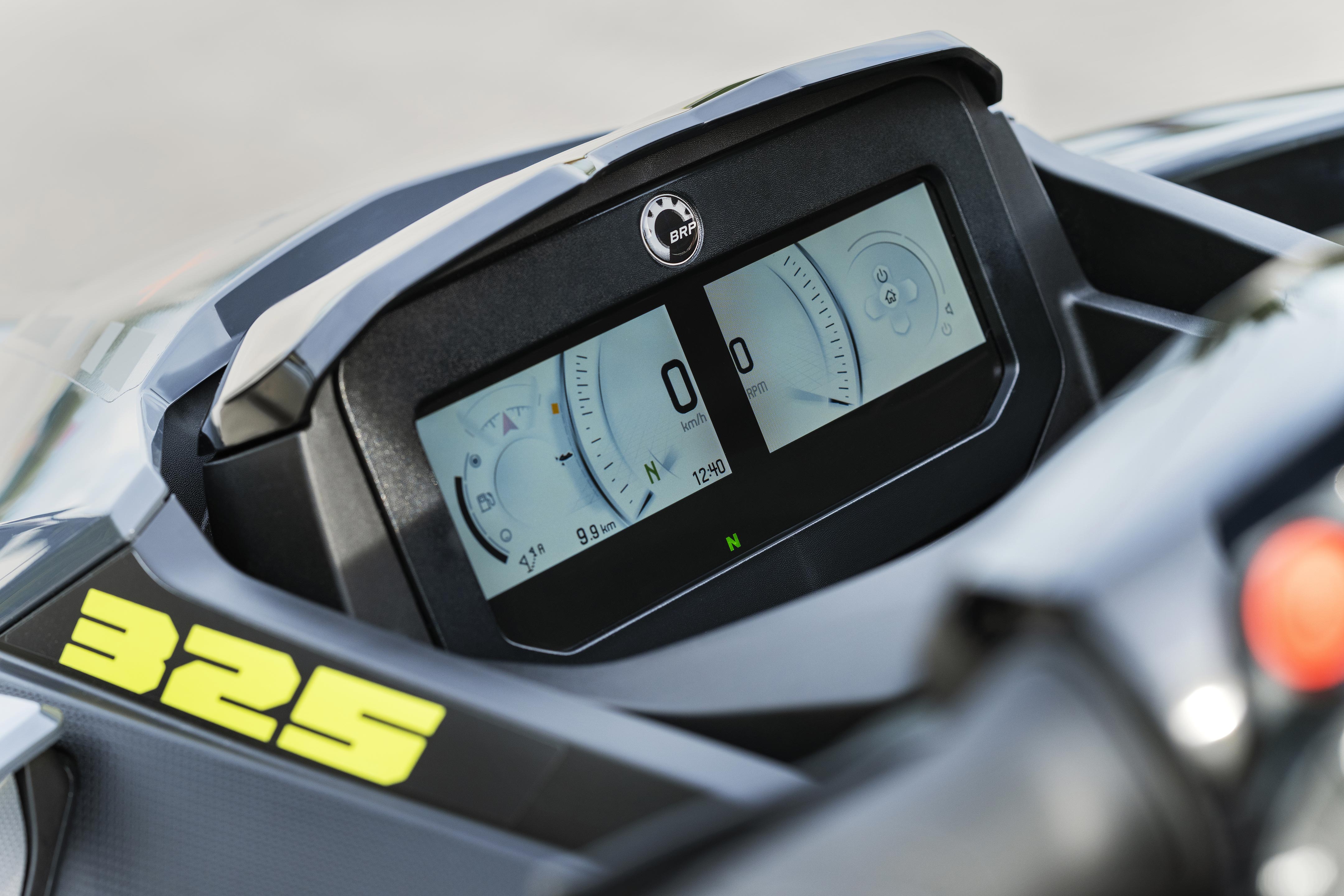 Sea-Doo RXT-X's LCD Display technology