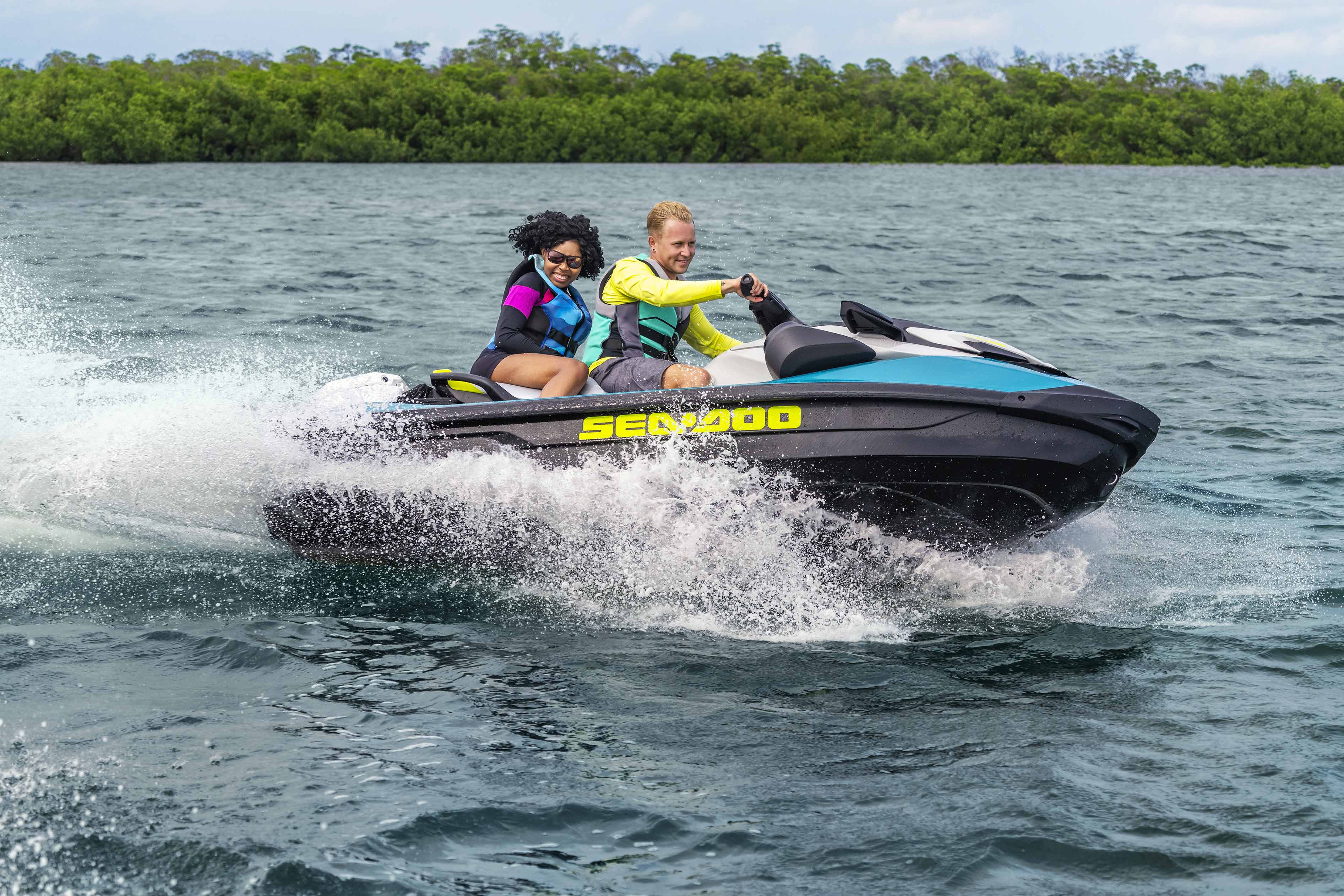 2024 Sea-doo modeline binen çift