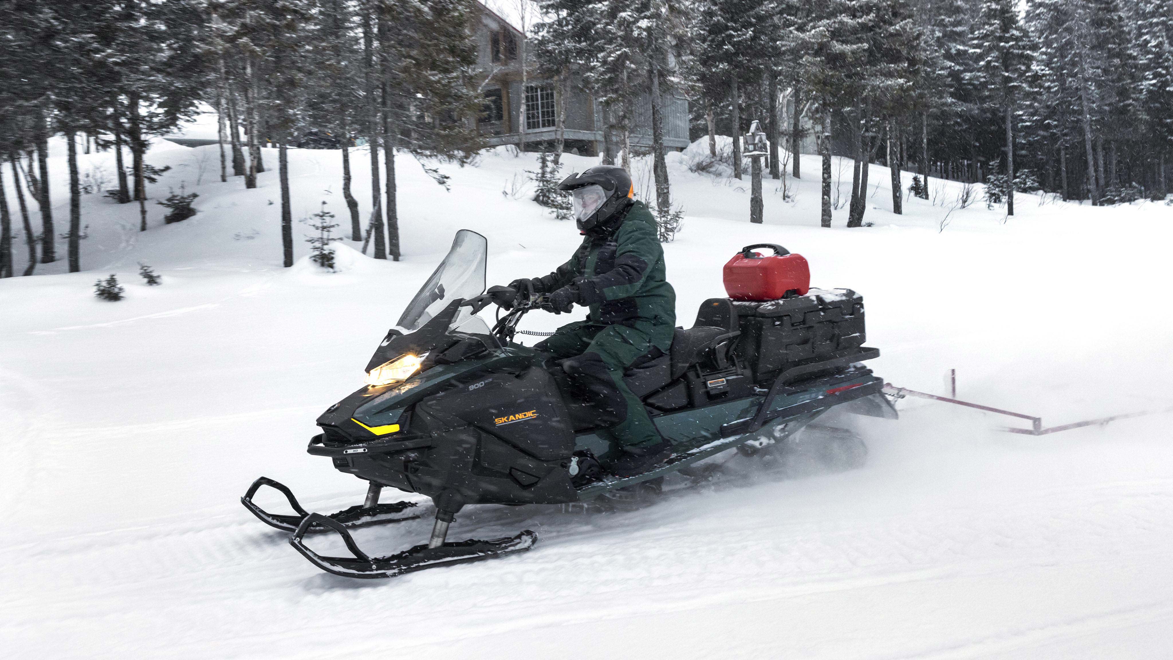 Man riding the 2024 Skandic SE