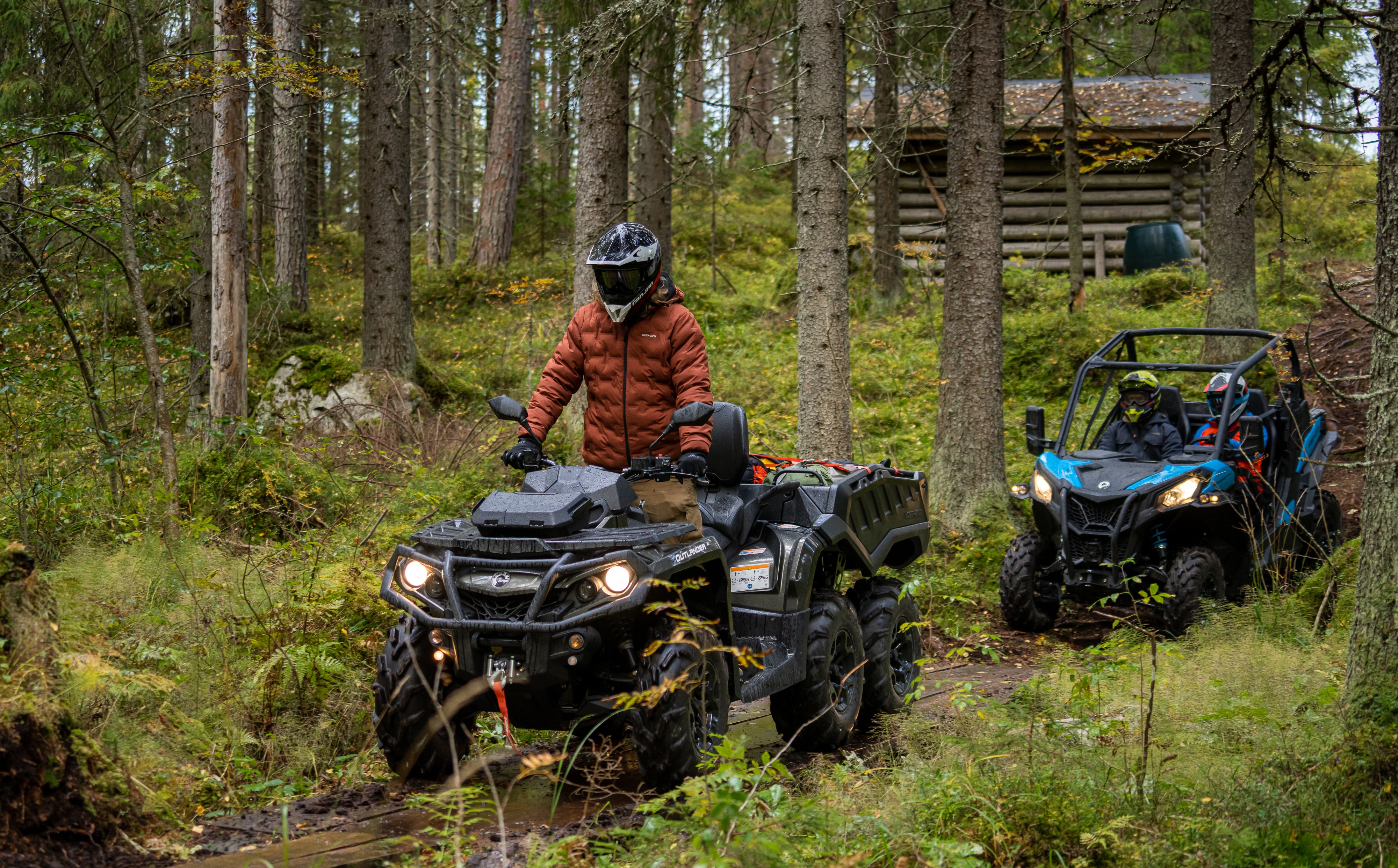 Ako mám jazdiť na mojom SSV alebo ATV v rôznych typoch terénu?