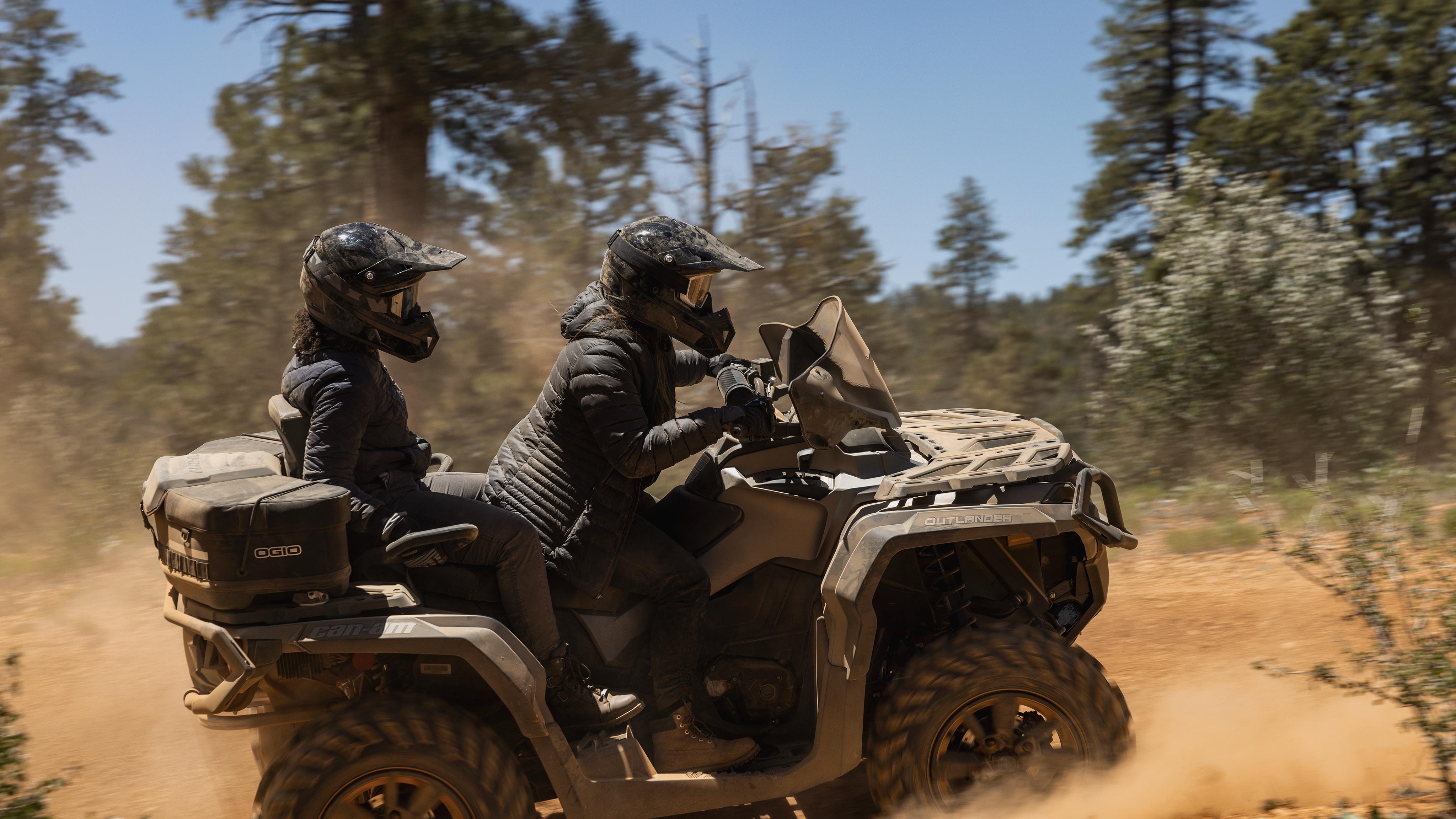 ATV Outlander front arched A-Arm suspension setup