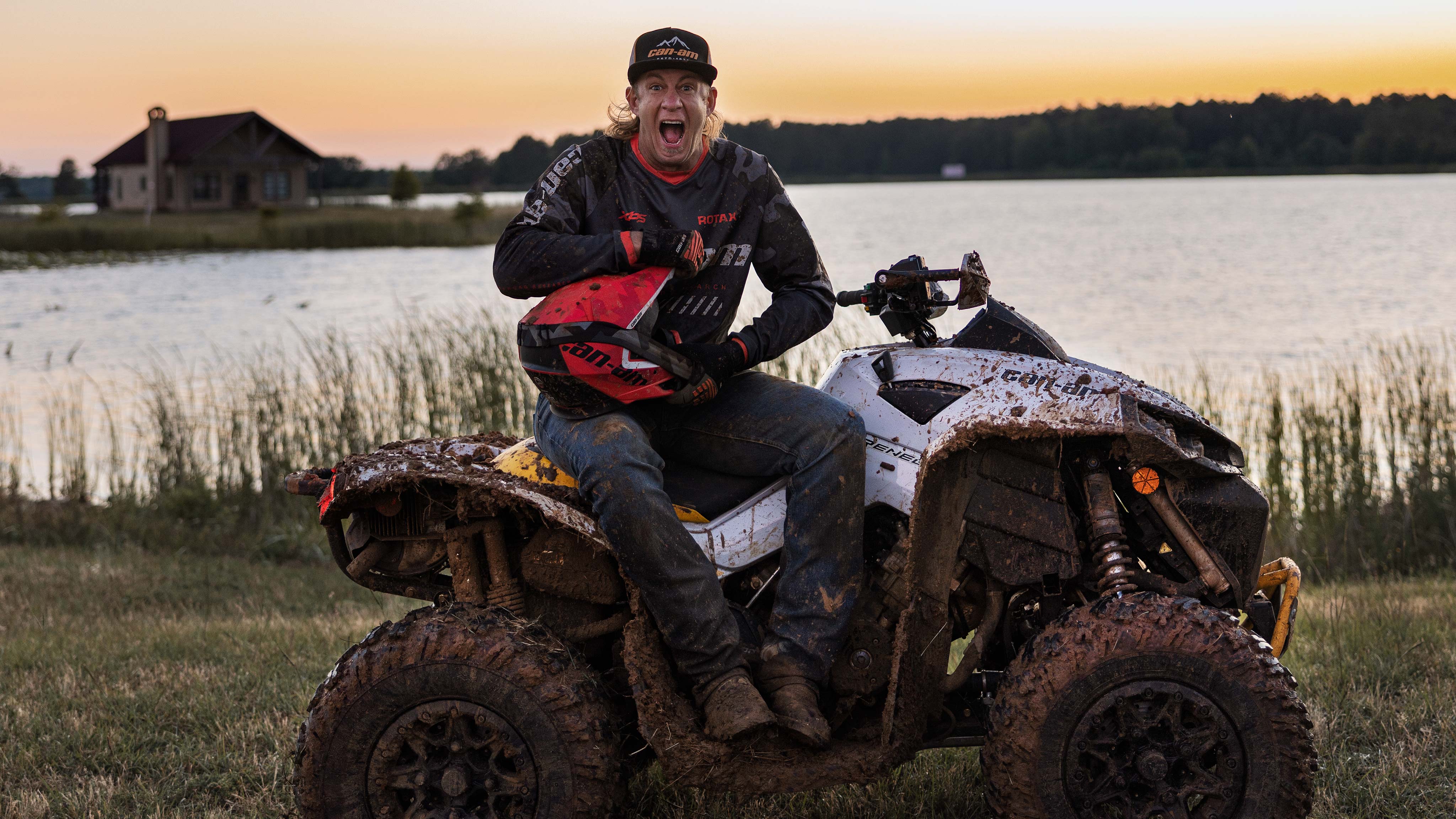 Can-Am Renegade X mr 1000R in the swamp