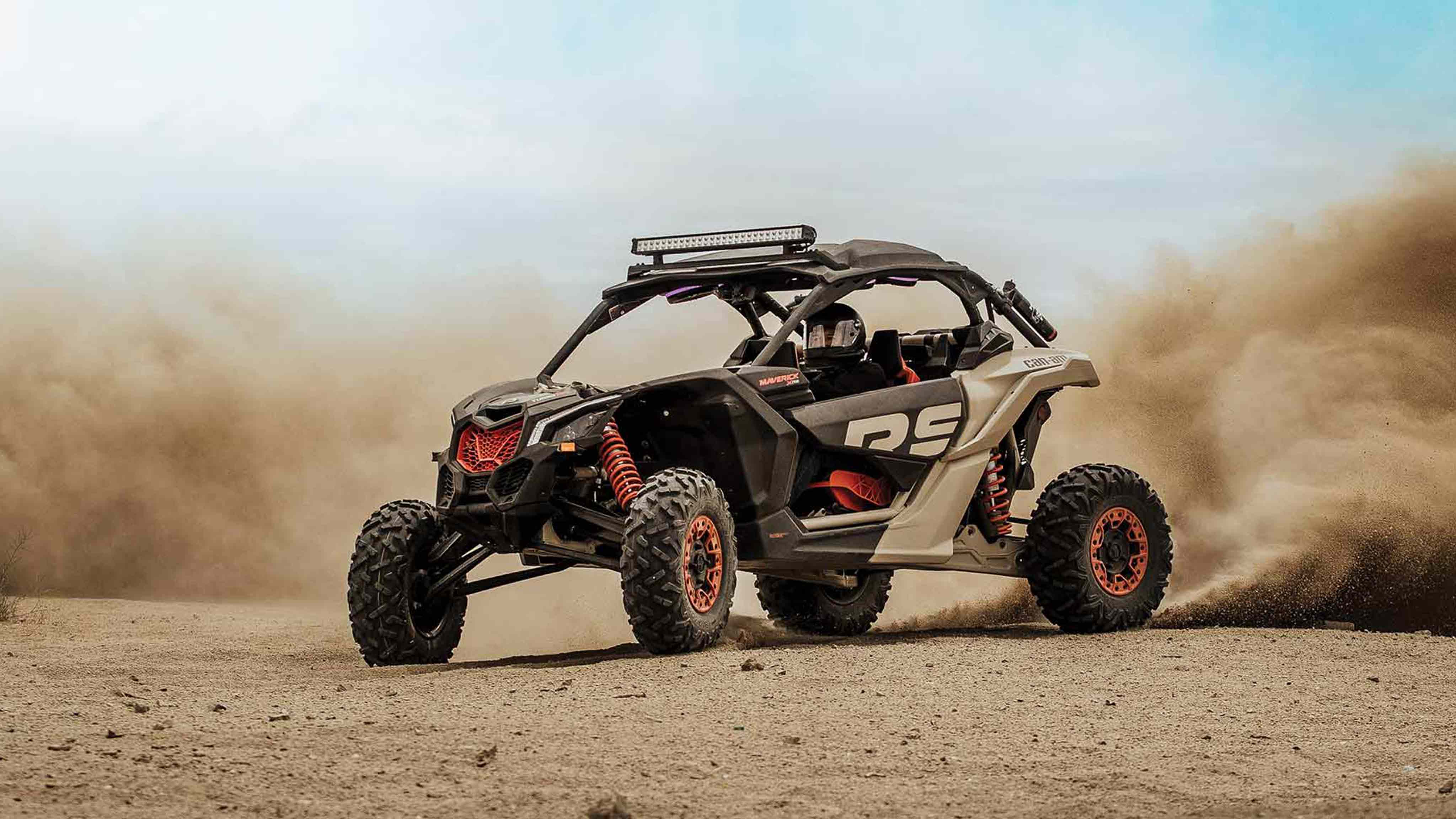 Ustvarite svoje vozilo Can-Am Off-road