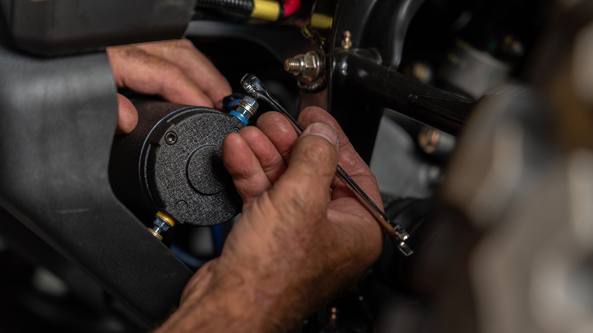 How to install a winch on your Can-Am SxS?