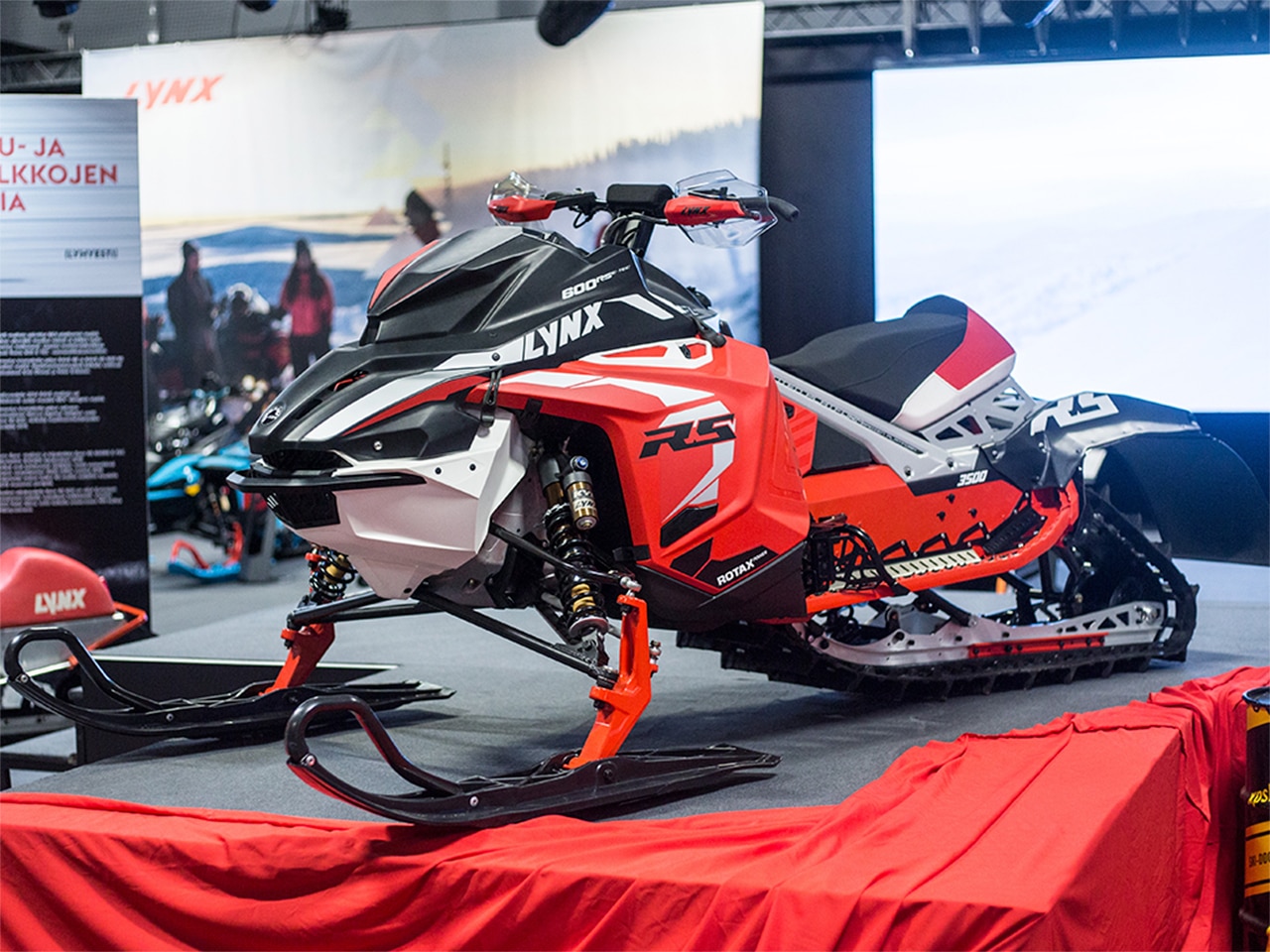 Lynx Rave RS 600RS E-TEC Race Snowmobile