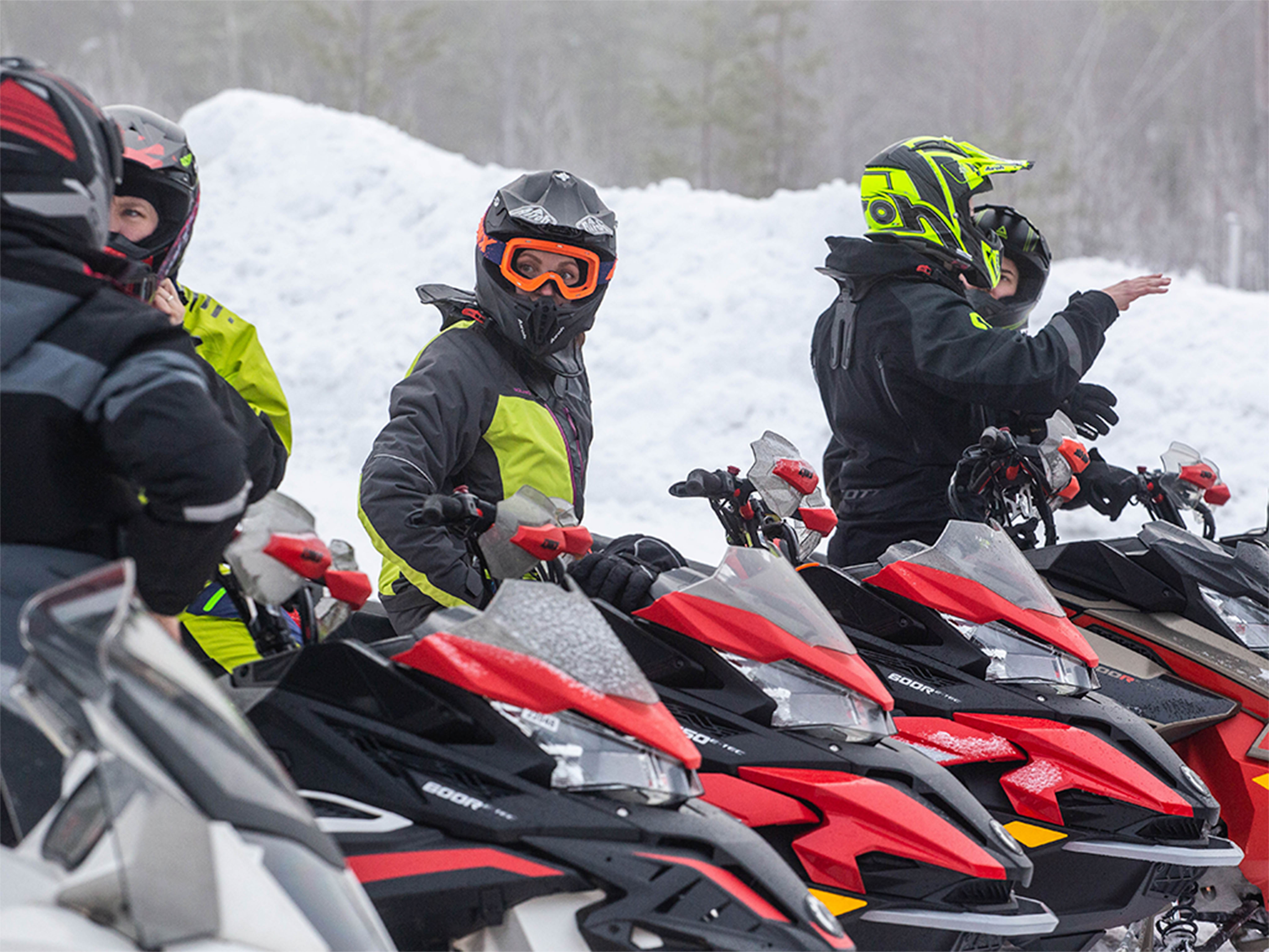 Kar motosikletlerine kolay erişim
