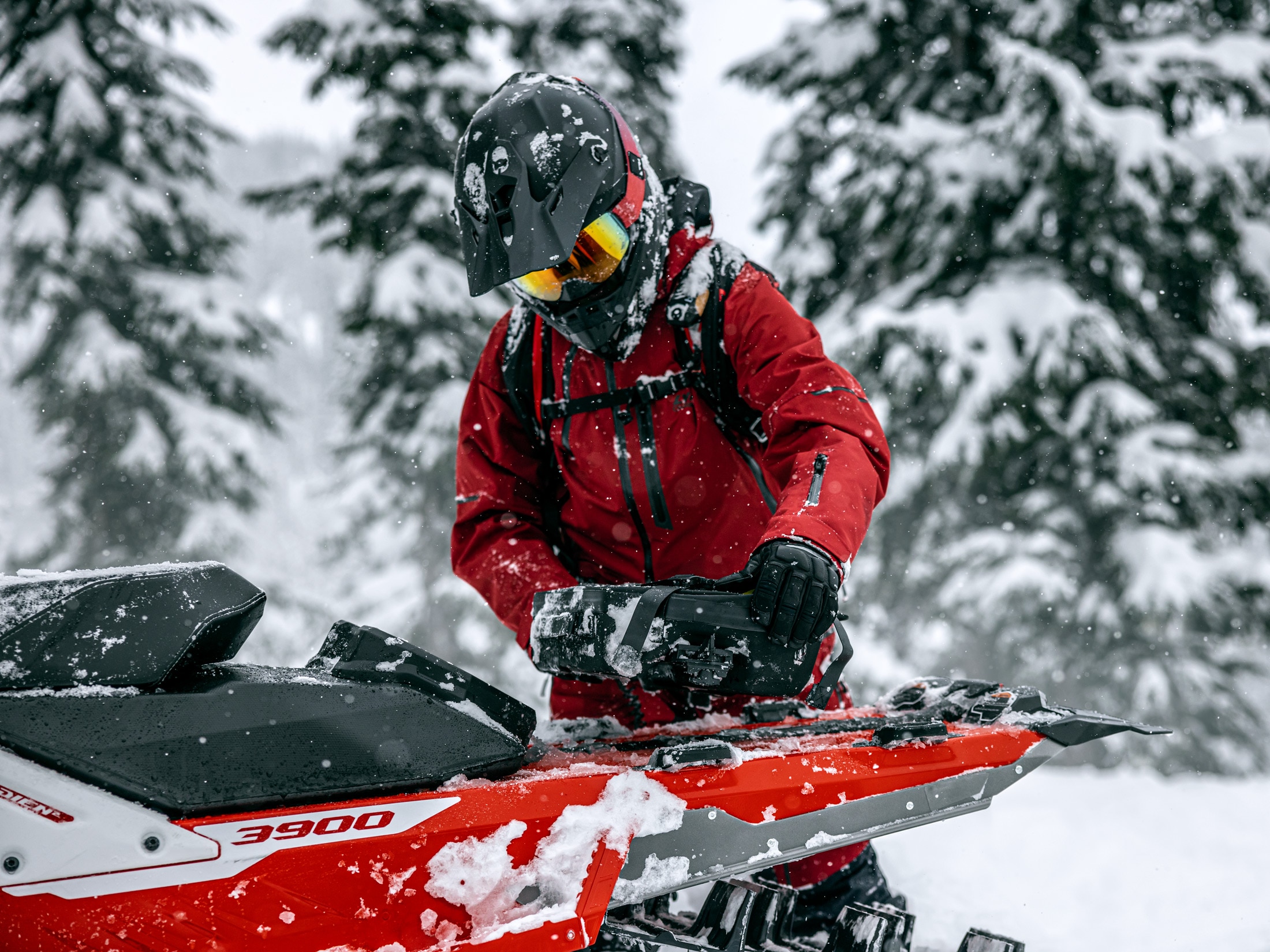 Man wearing Lynx accessories and gear