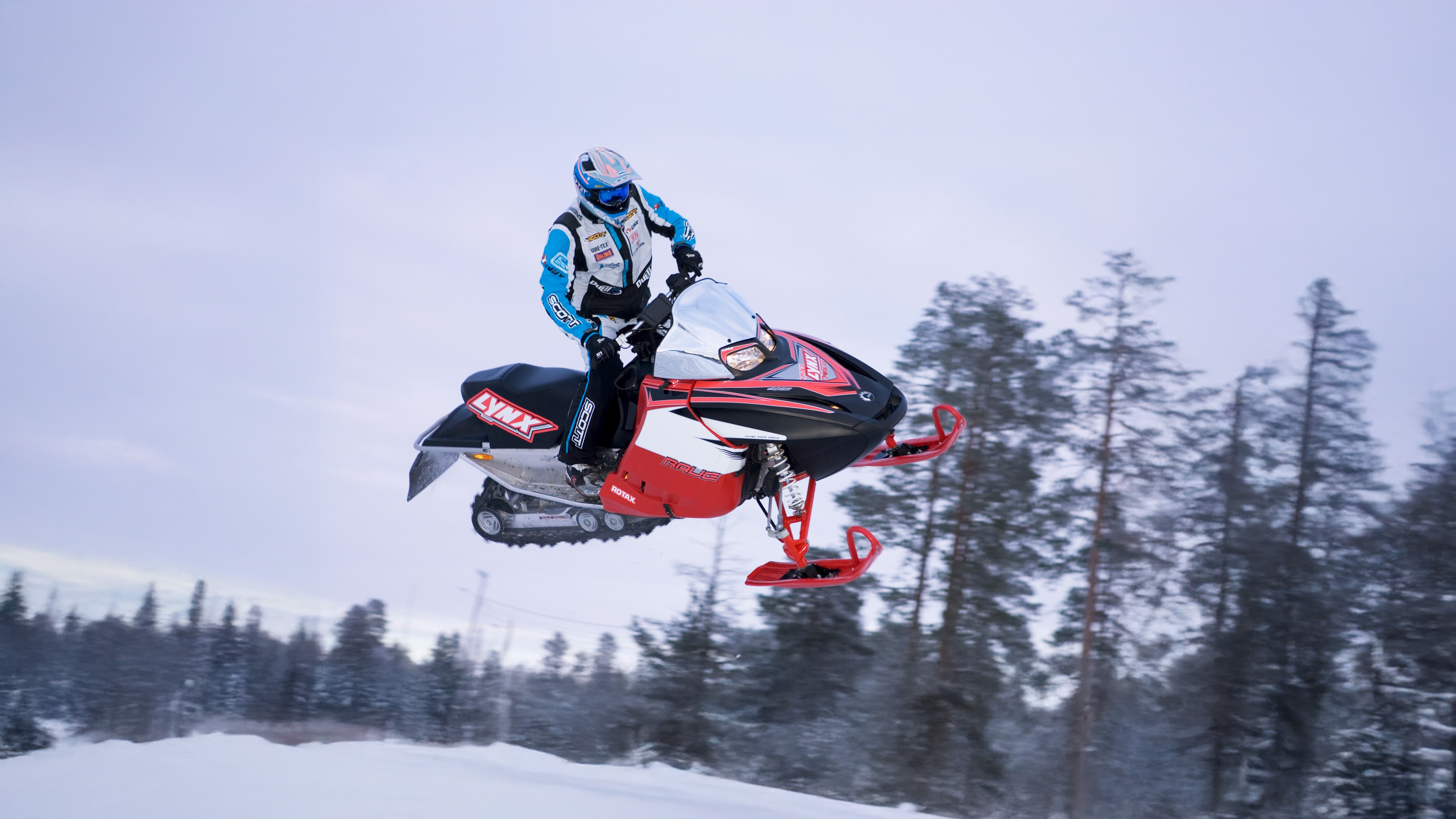 Celebrate 20 years of the Rave RE snowmobile - Lynx Celebrate 20 years of the Rave RE snowmobile - Lynx