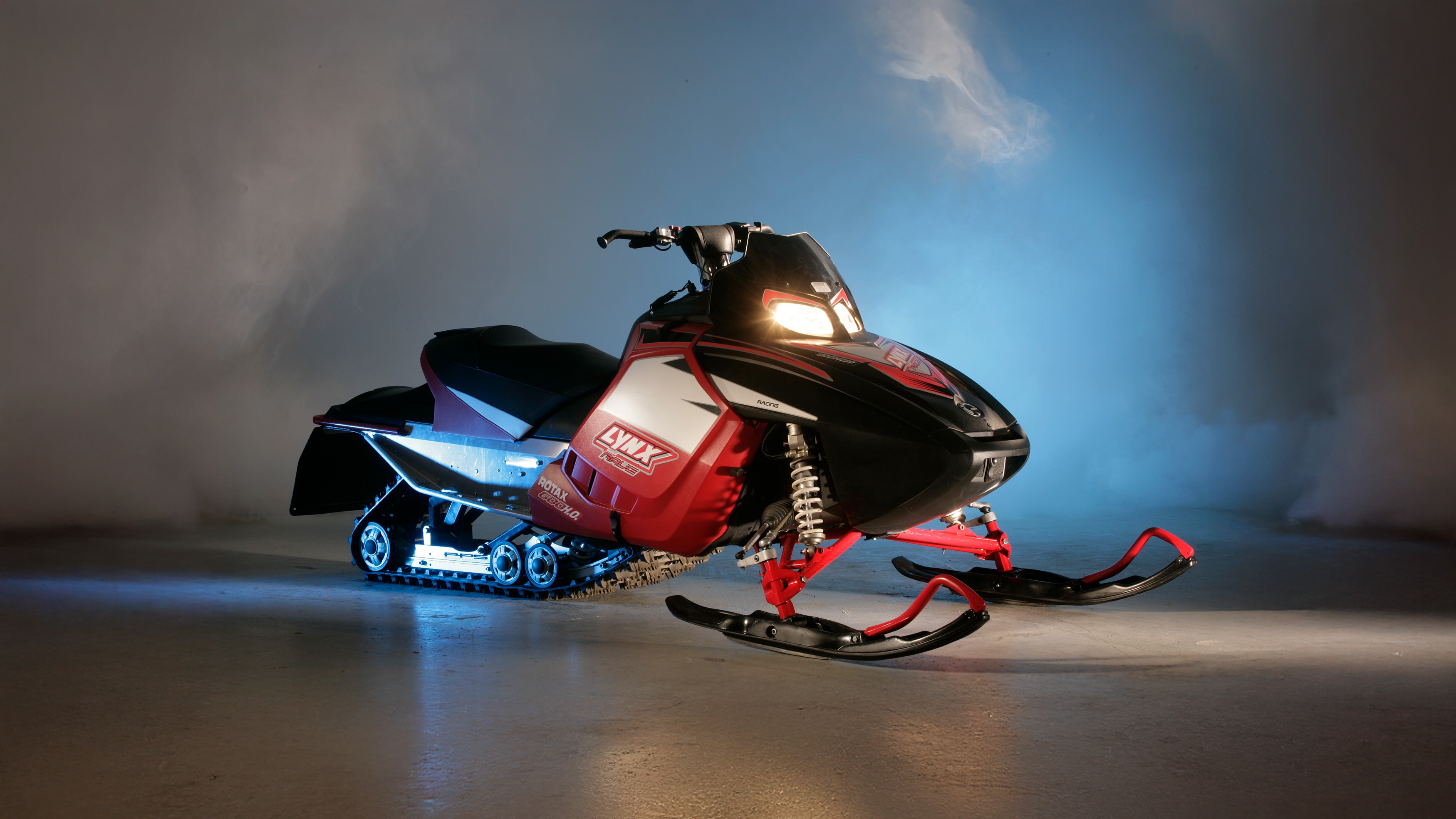 Linx Rave Chasis Celebrate 20 years of the Rave RE snowmobile - Lynx