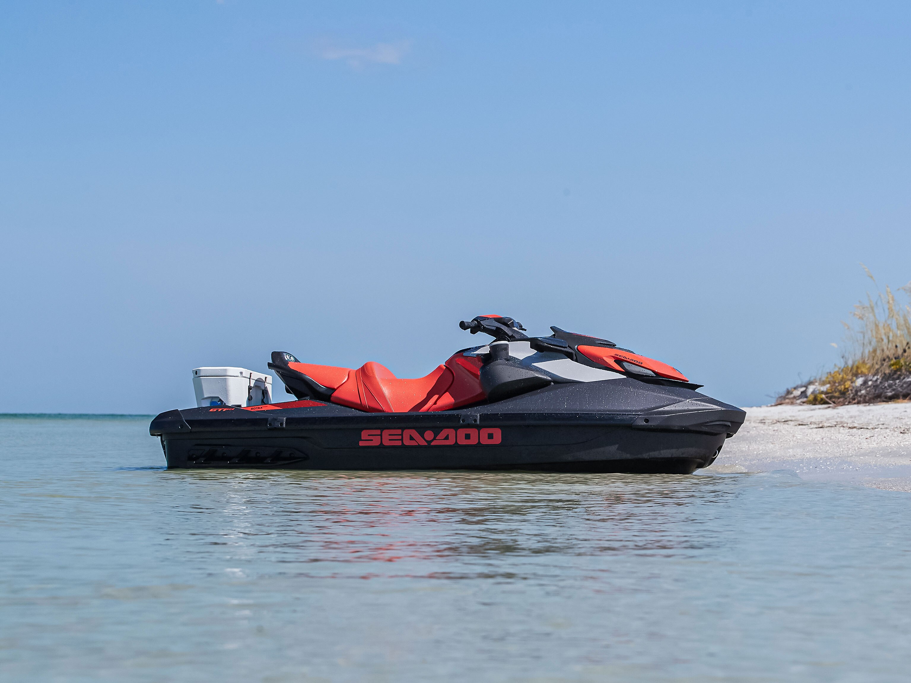 Sea-Doo GTI na pláži