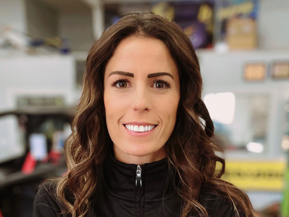 Ski-Doo Ambassador Michelle Salt Snowmobile Motorne Sanjke Amabsador