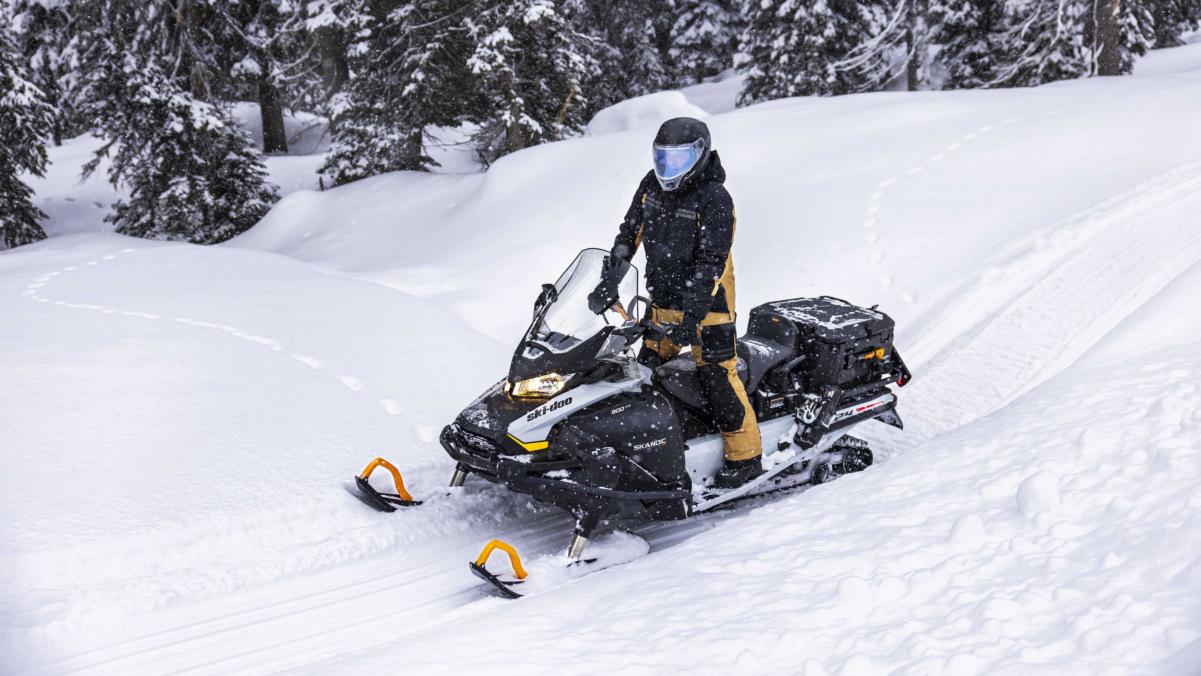 Sktutery śnieże Ski-Doo Sport-Utility 2023