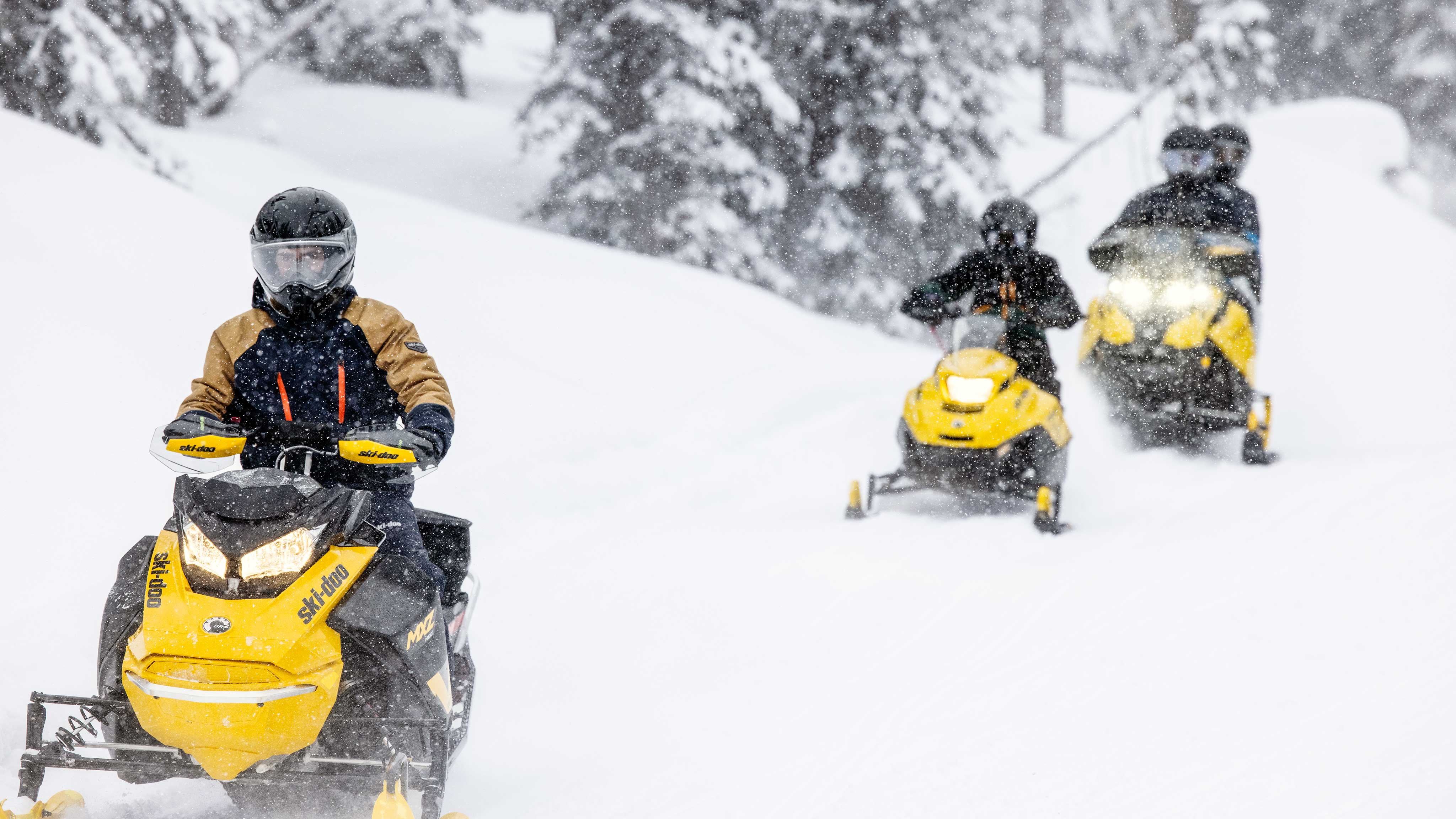 Ski-Doo Motorschlitten - Sport- & Racing-Motorschlitten